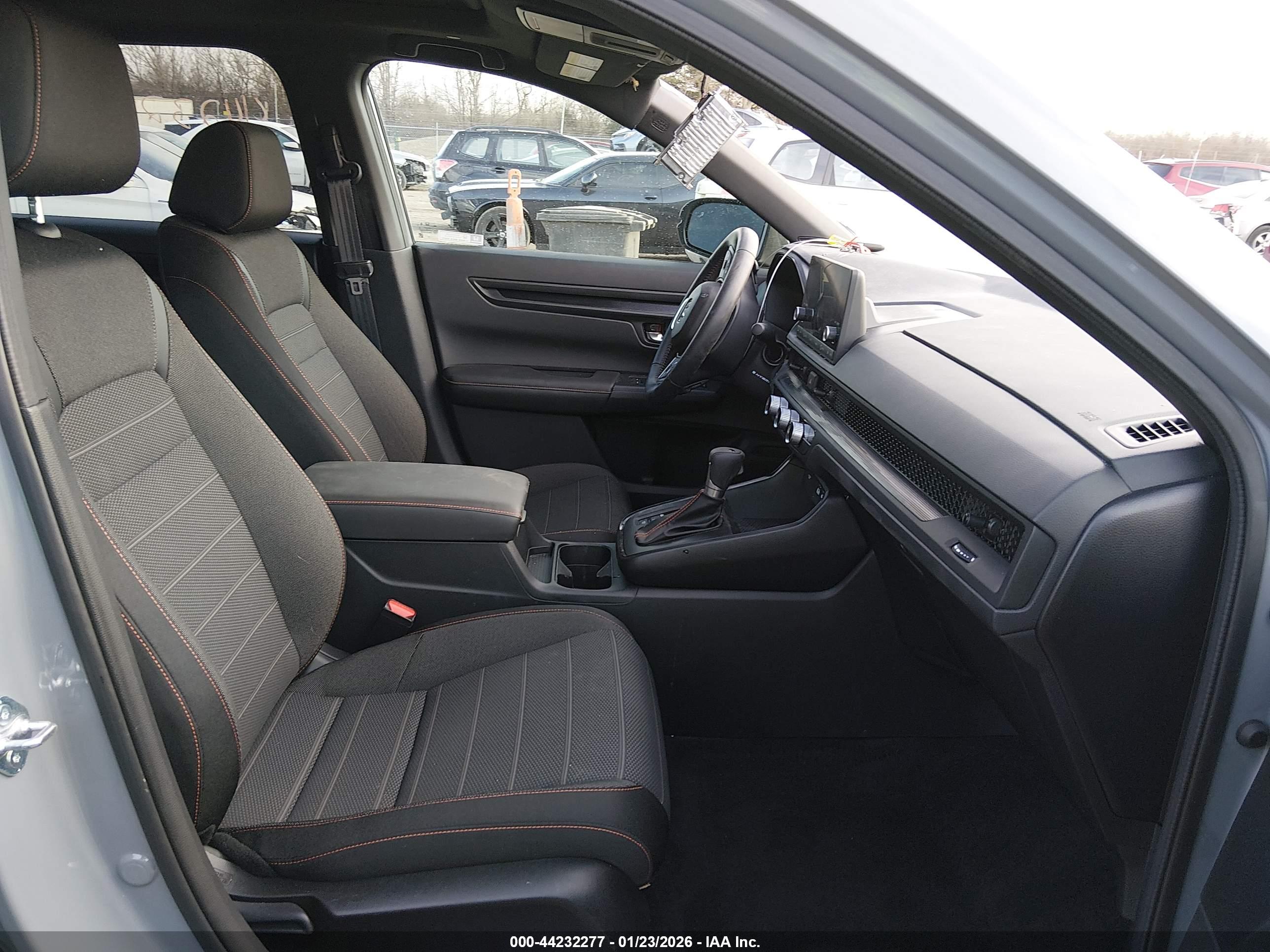 HONDA CR-V image 5