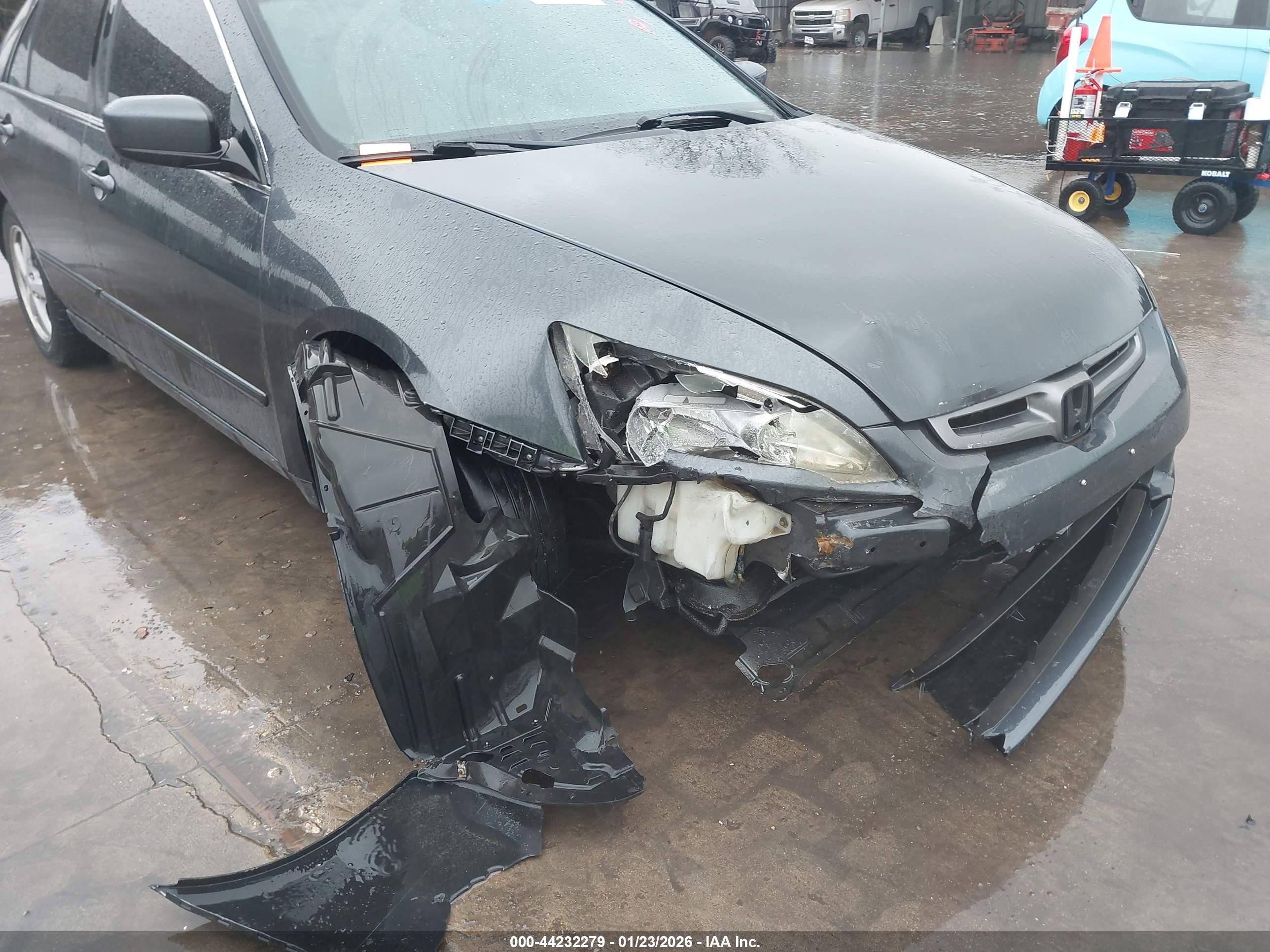 HONDA ACCORD image 6