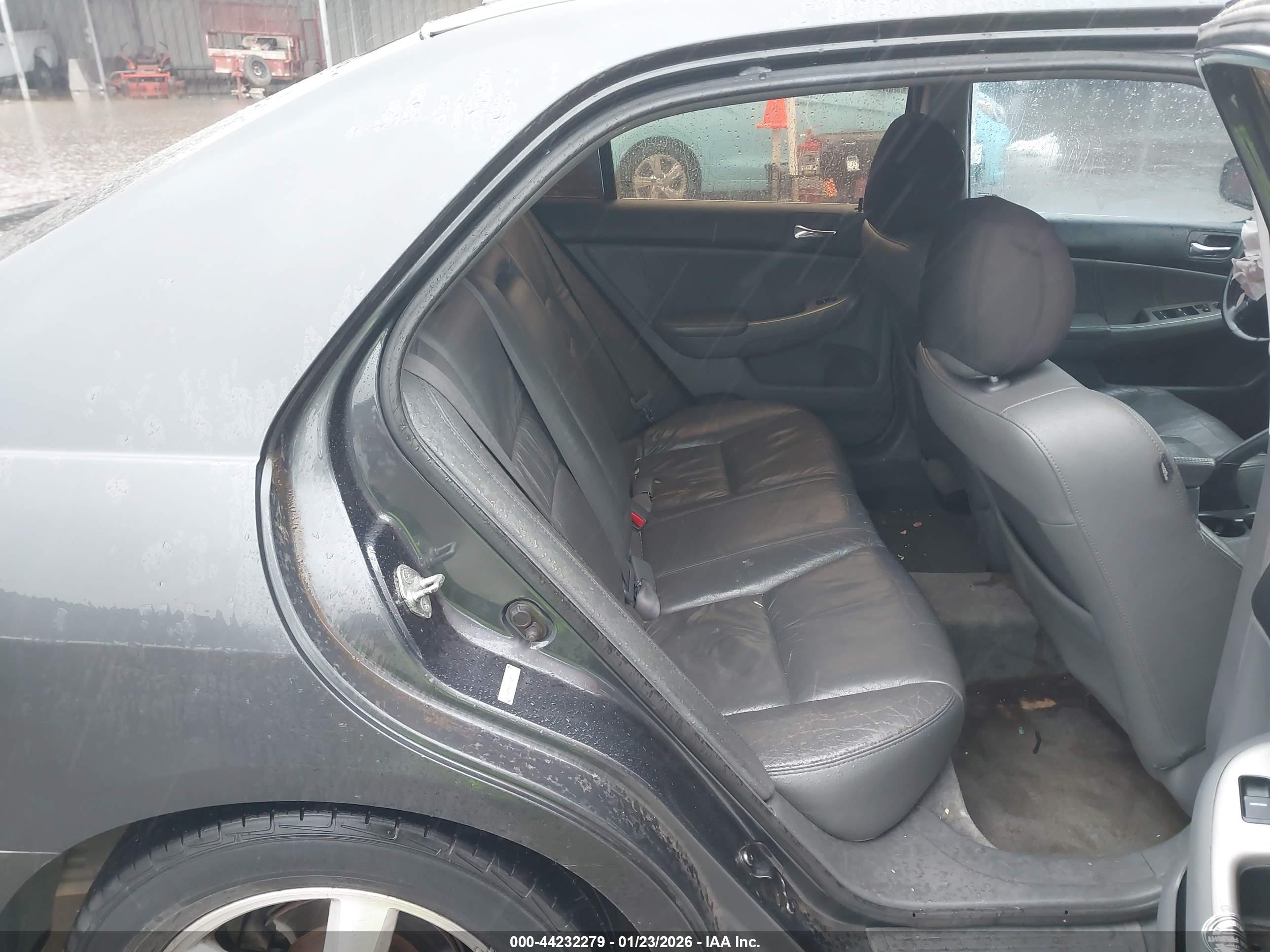 HONDA ACCORD image 8