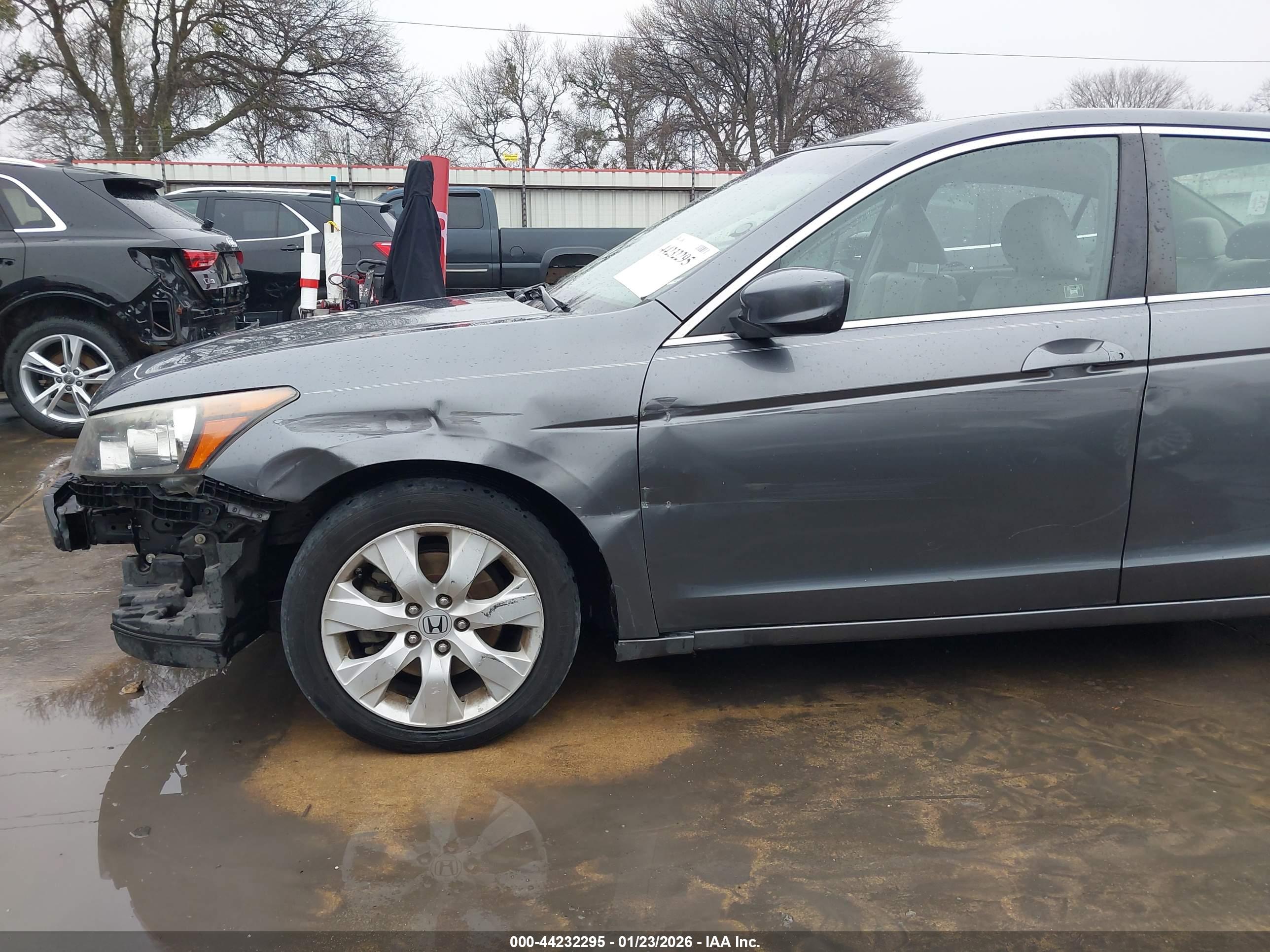 HONDA ACCORD image 6