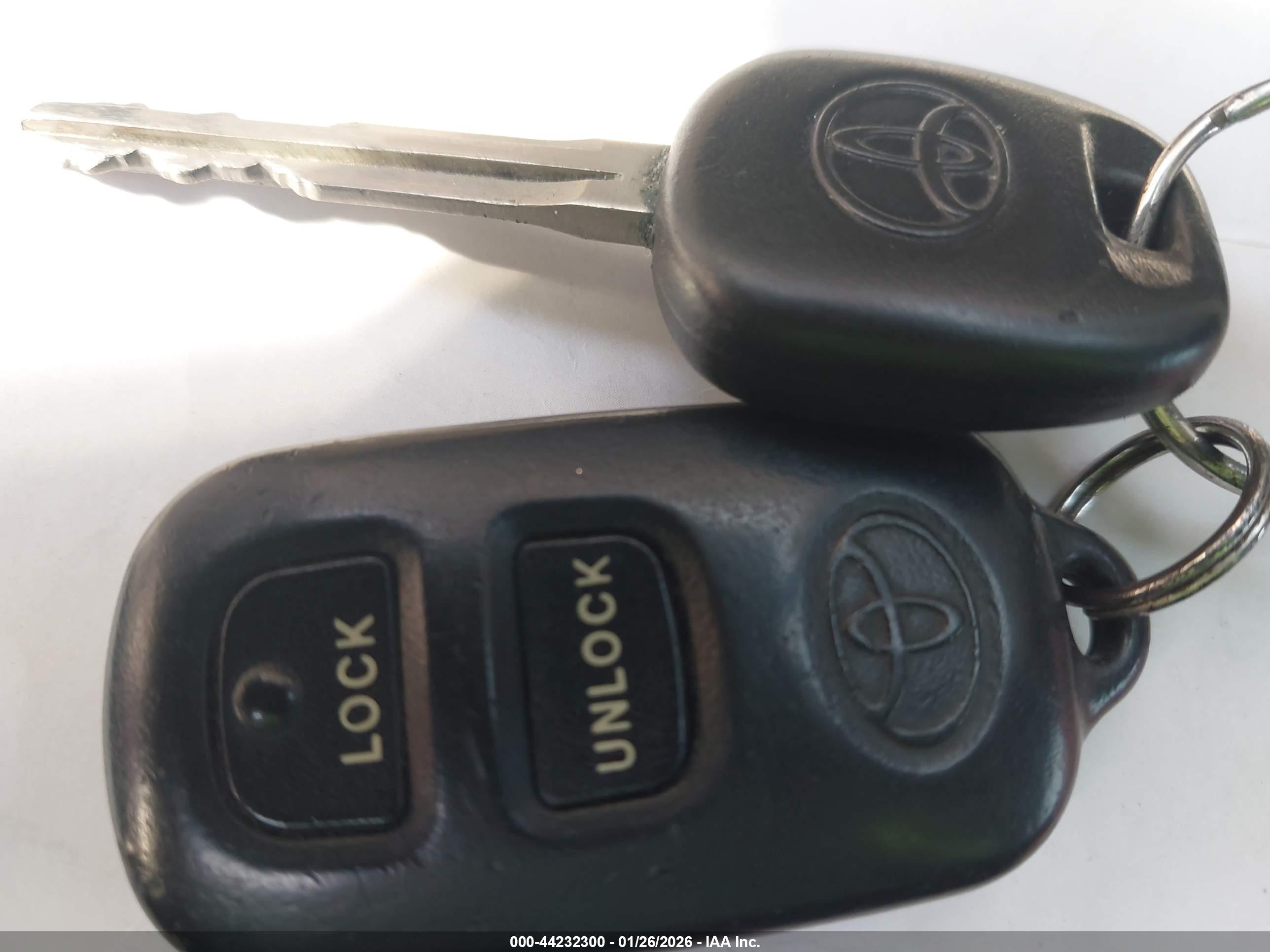 TOYOTA COROLLA image 11
