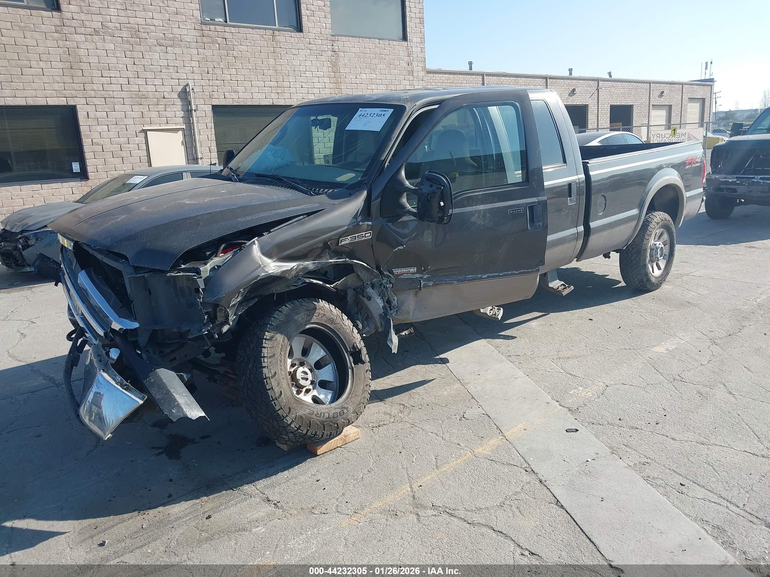 FORD F-350 image 2