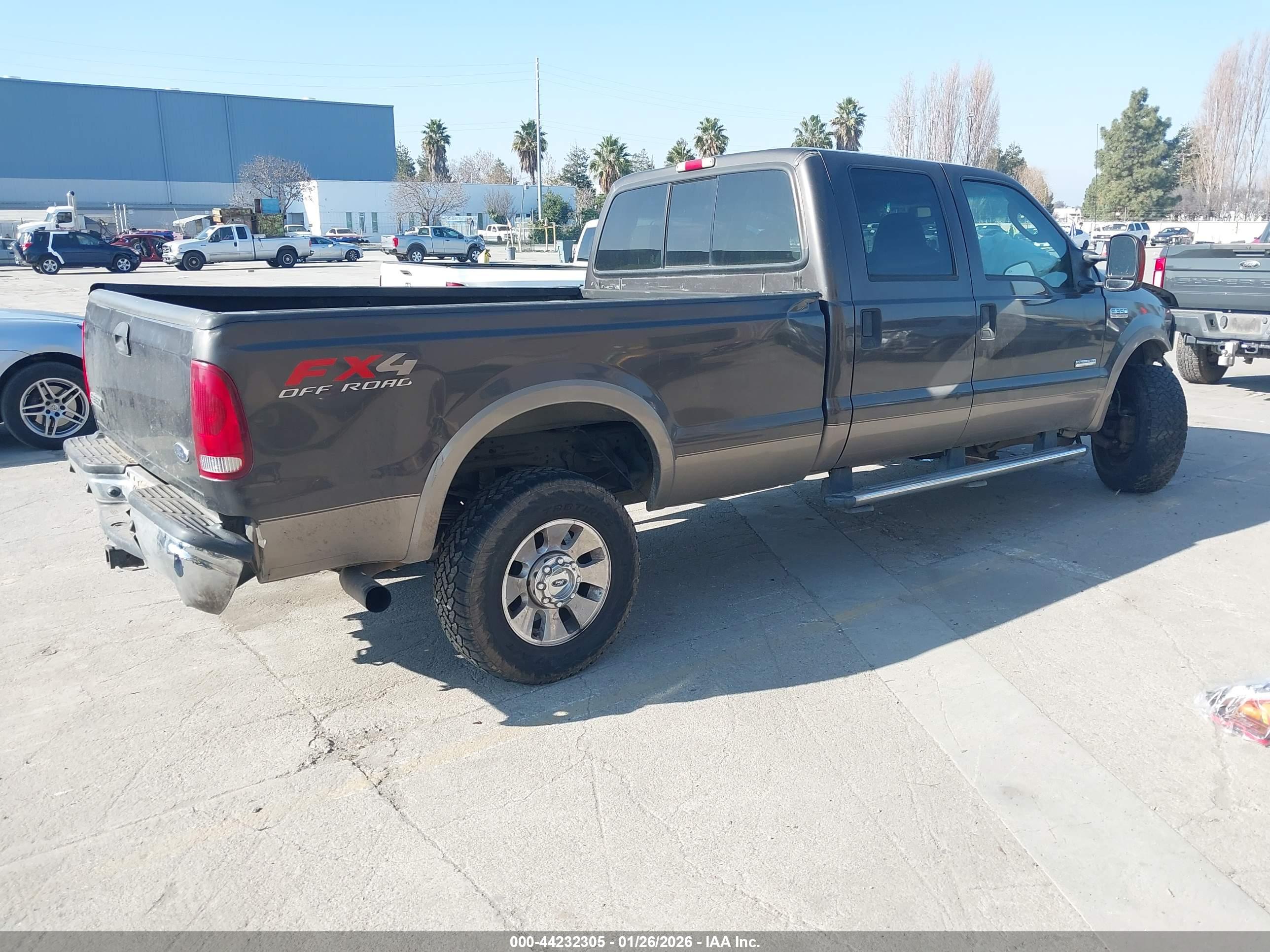FORD F-350 image 4