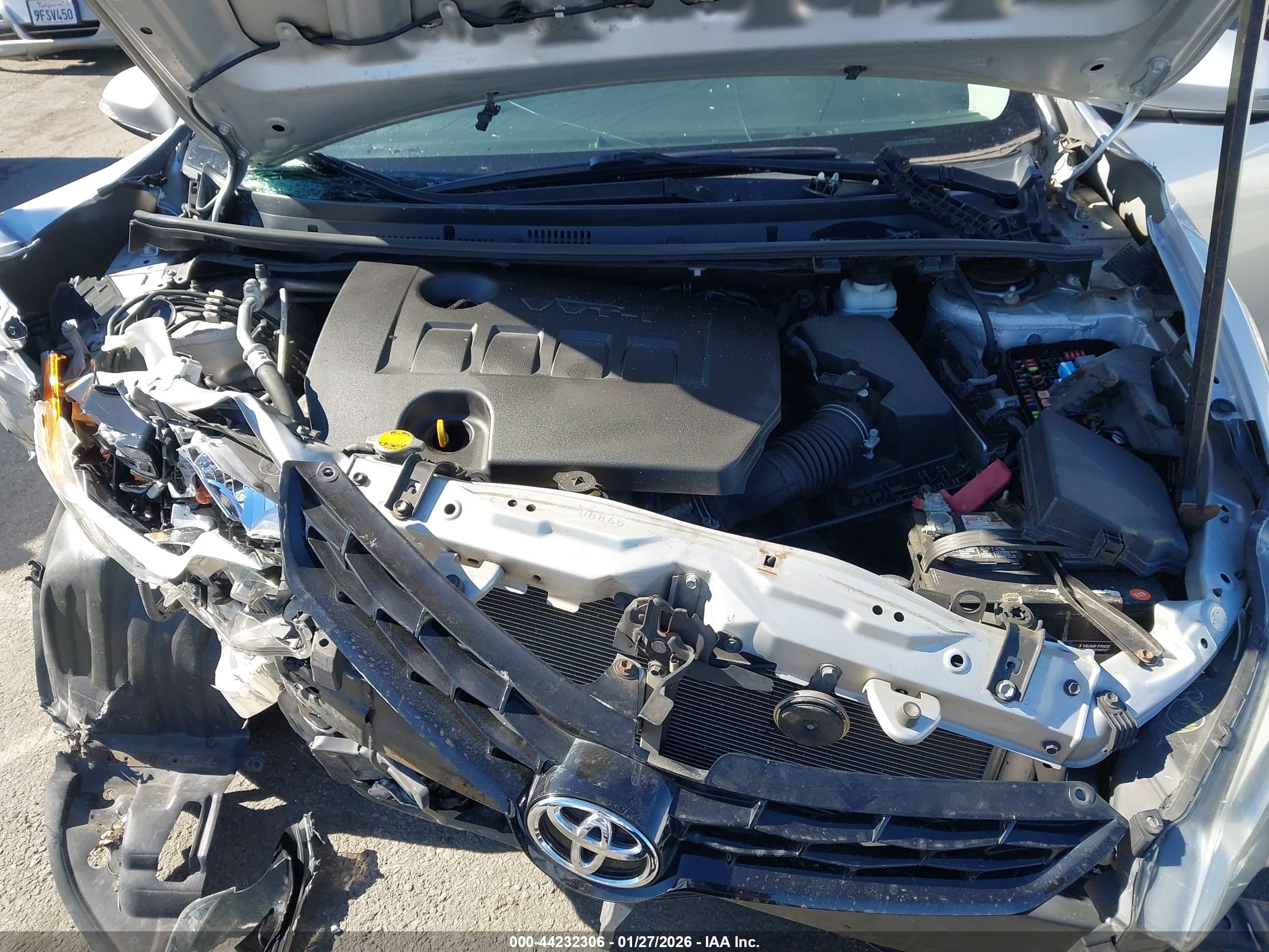 TOYOTA COROLLA image 10