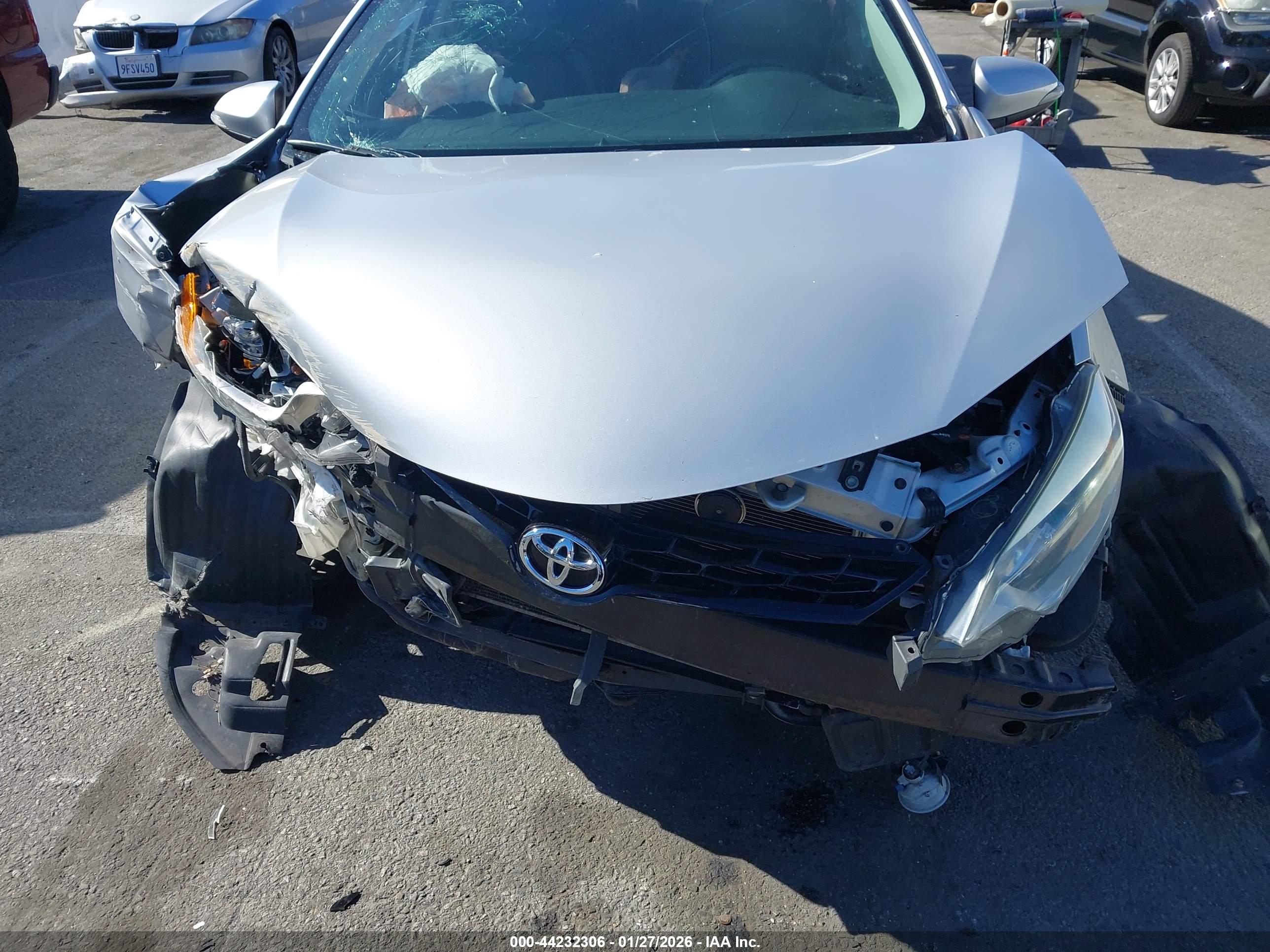 TOYOTA COROLLA image 6