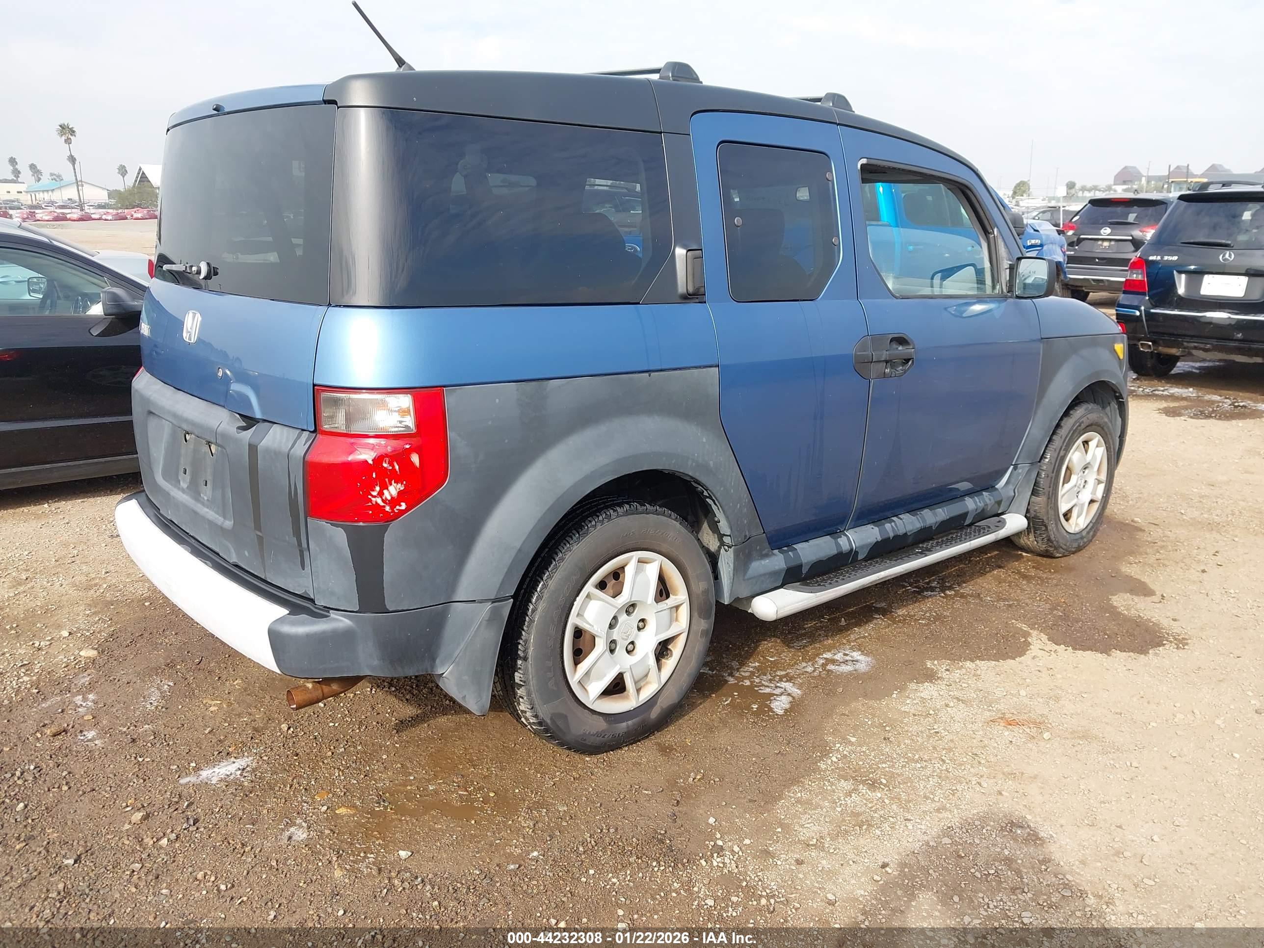 HONDA ELEMENT image 4