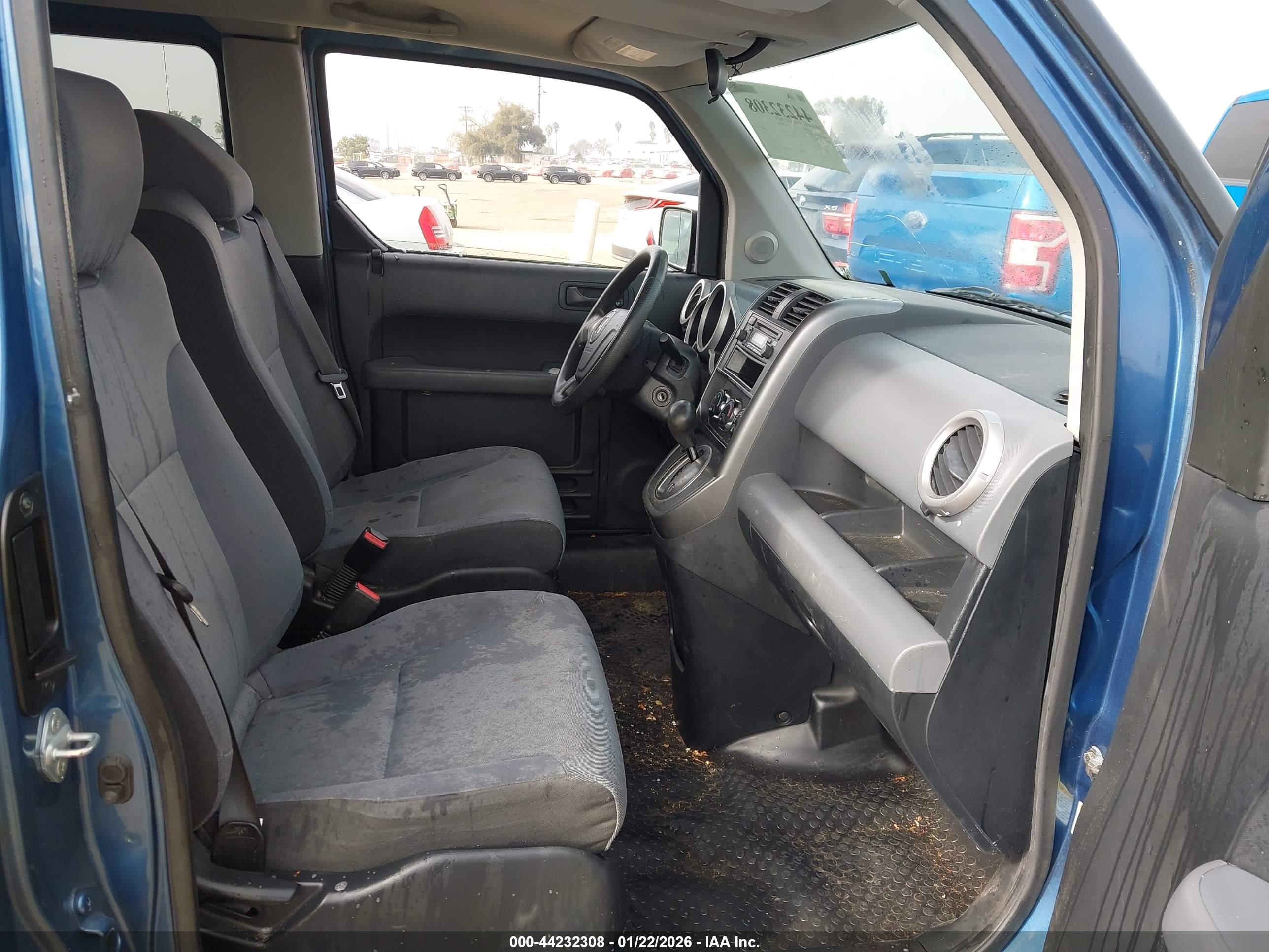 HONDA ELEMENT image 5
