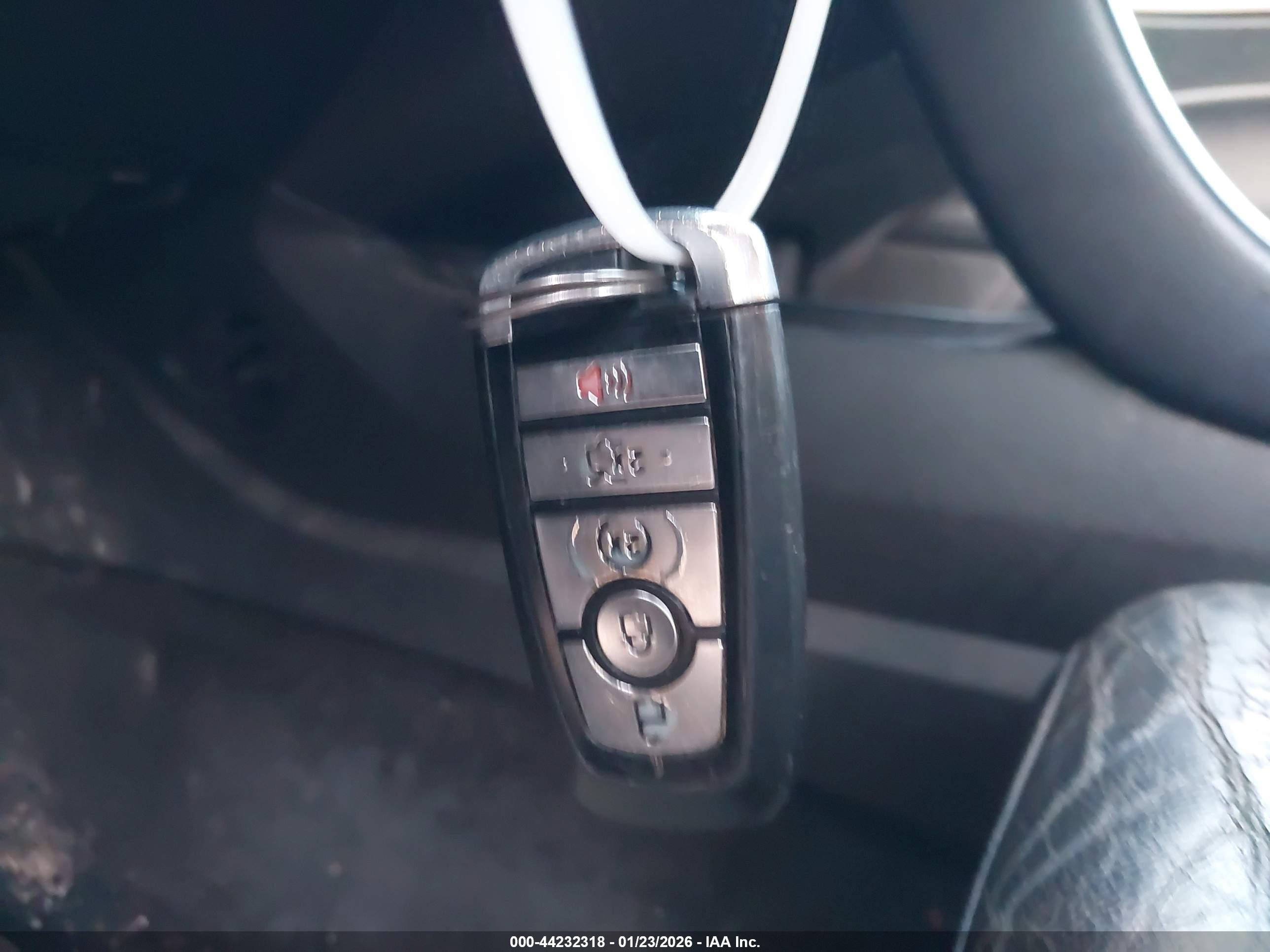 FORD FUSION image 11