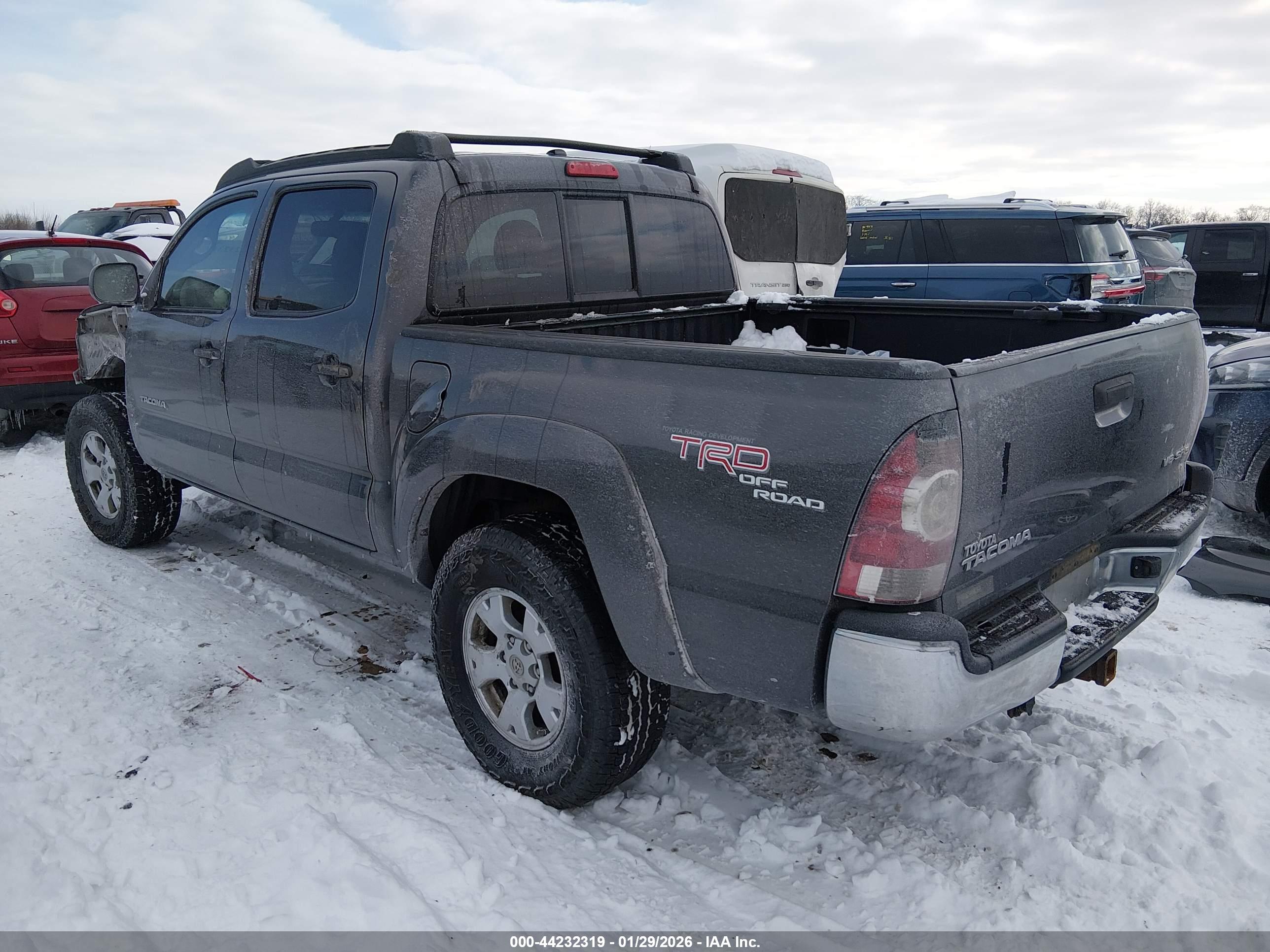 TOYOTA TACOMA image 3