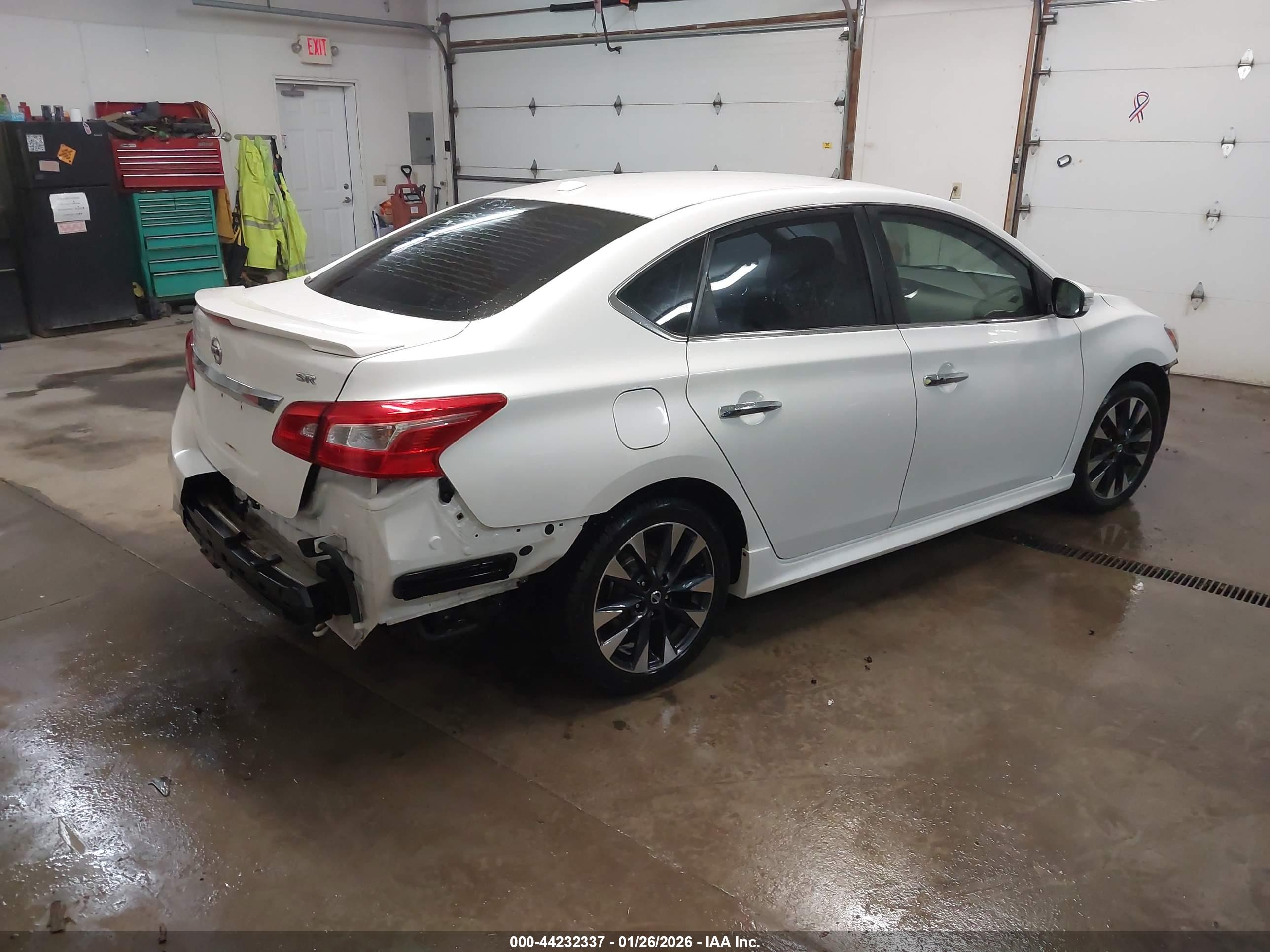 NISSAN SENTRA image 4