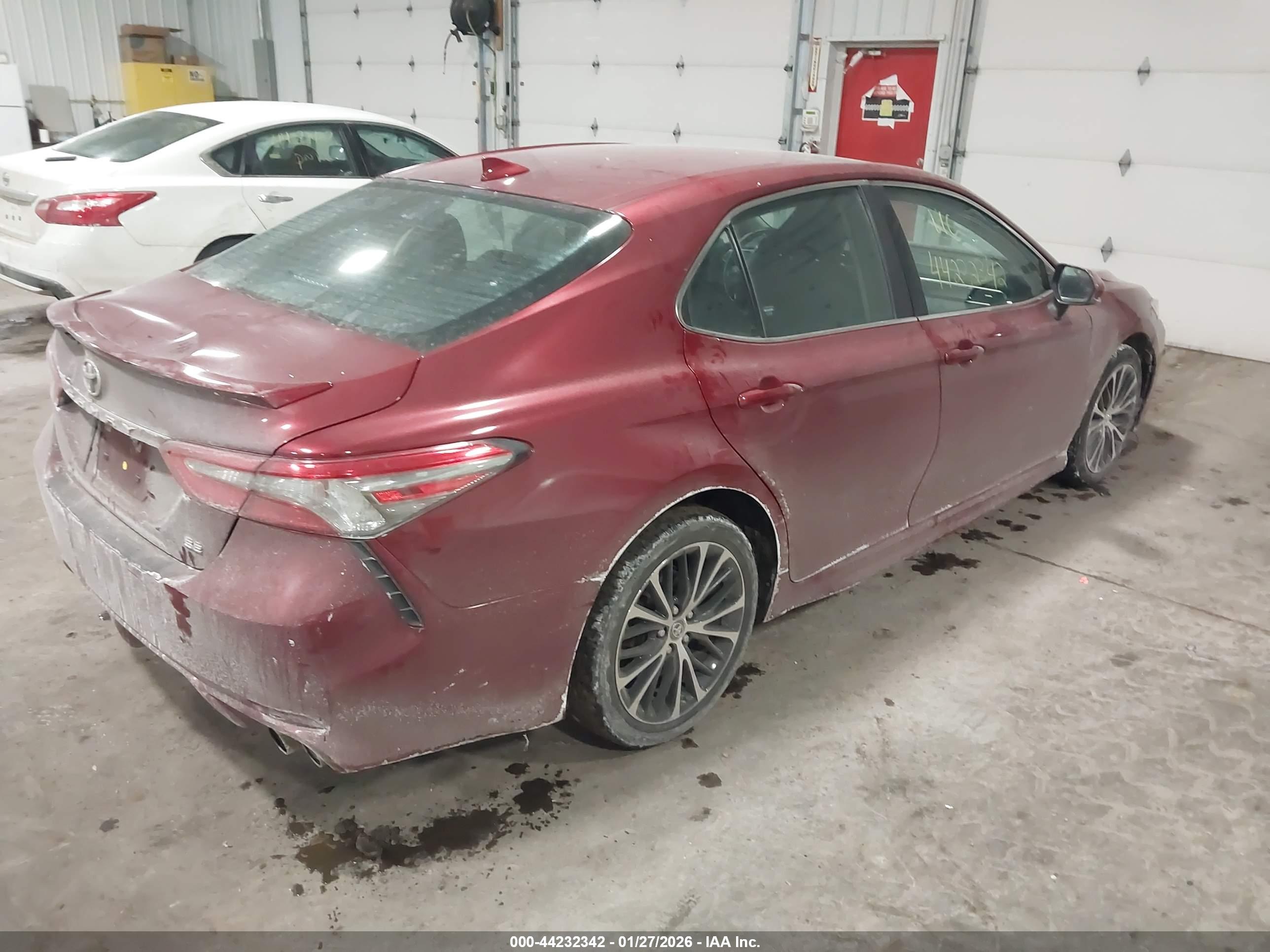 TOYOTA CAMRY image 4