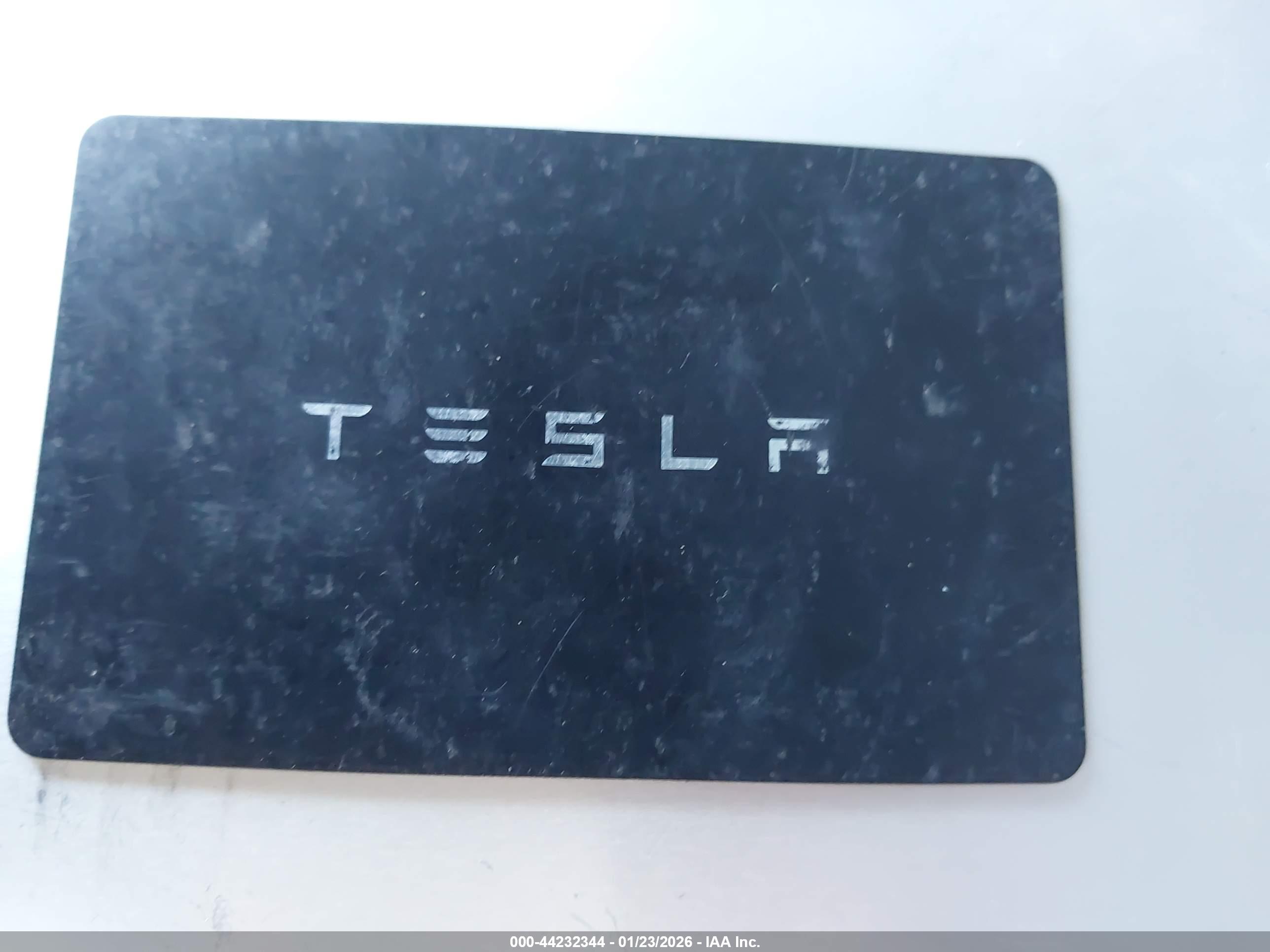 TESLA MODEL image 11