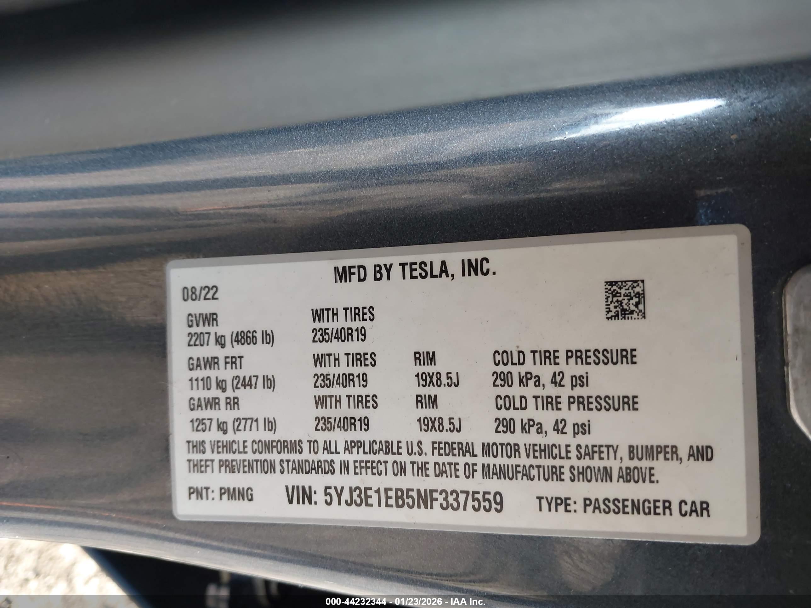 TESLA MODEL image 9