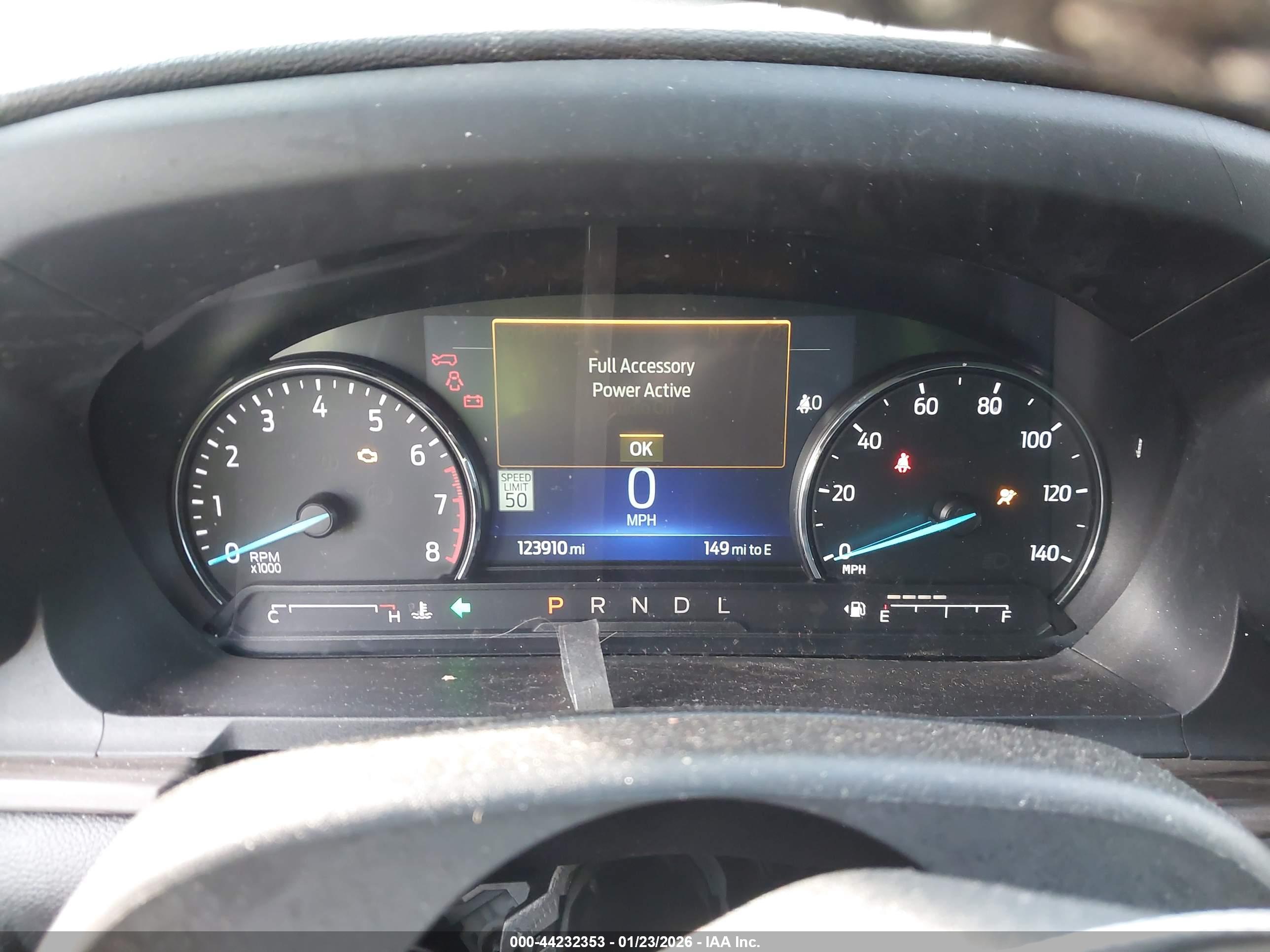 FORD EXPLORER image 7