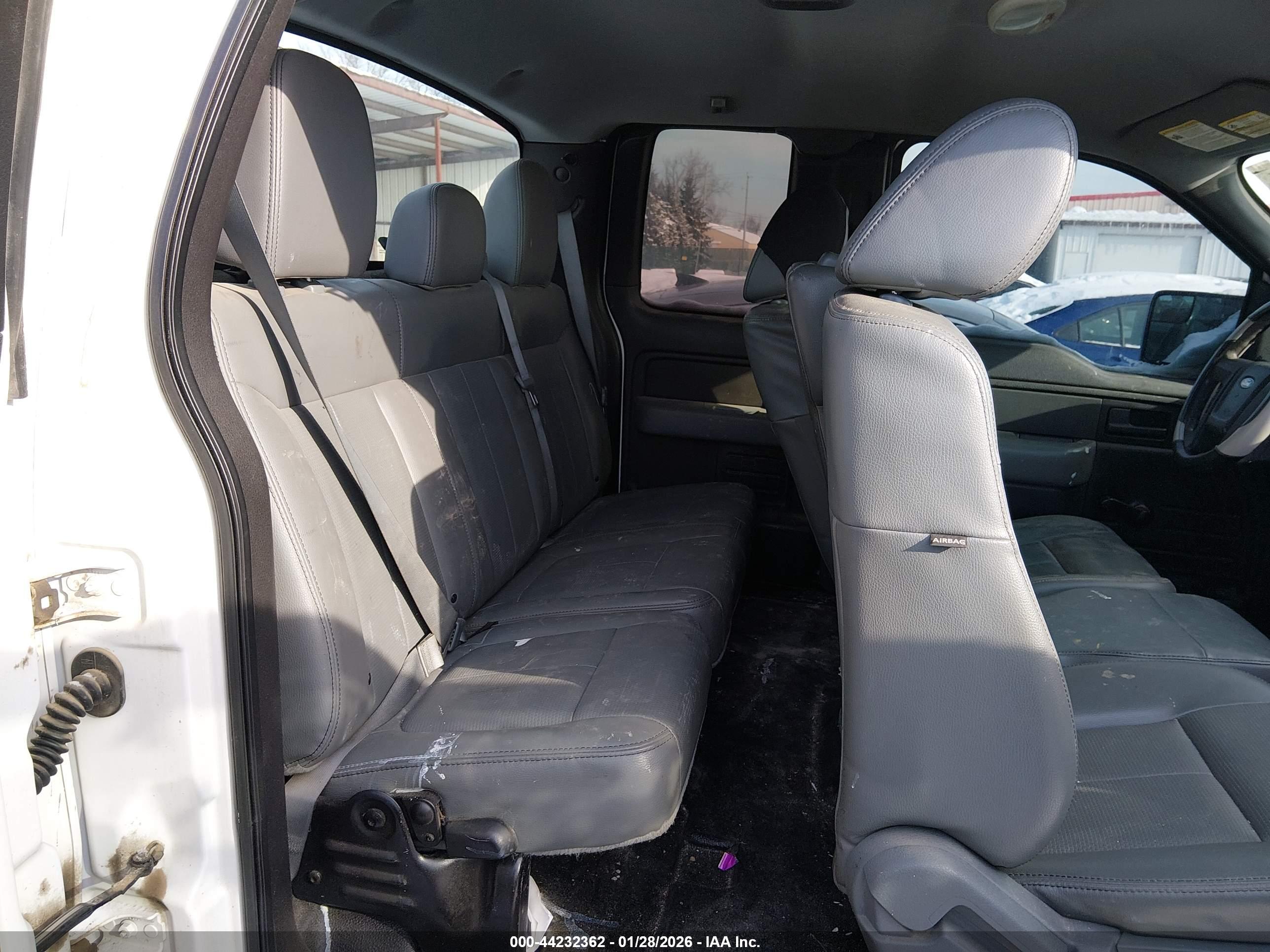 FORD F-150 image 8