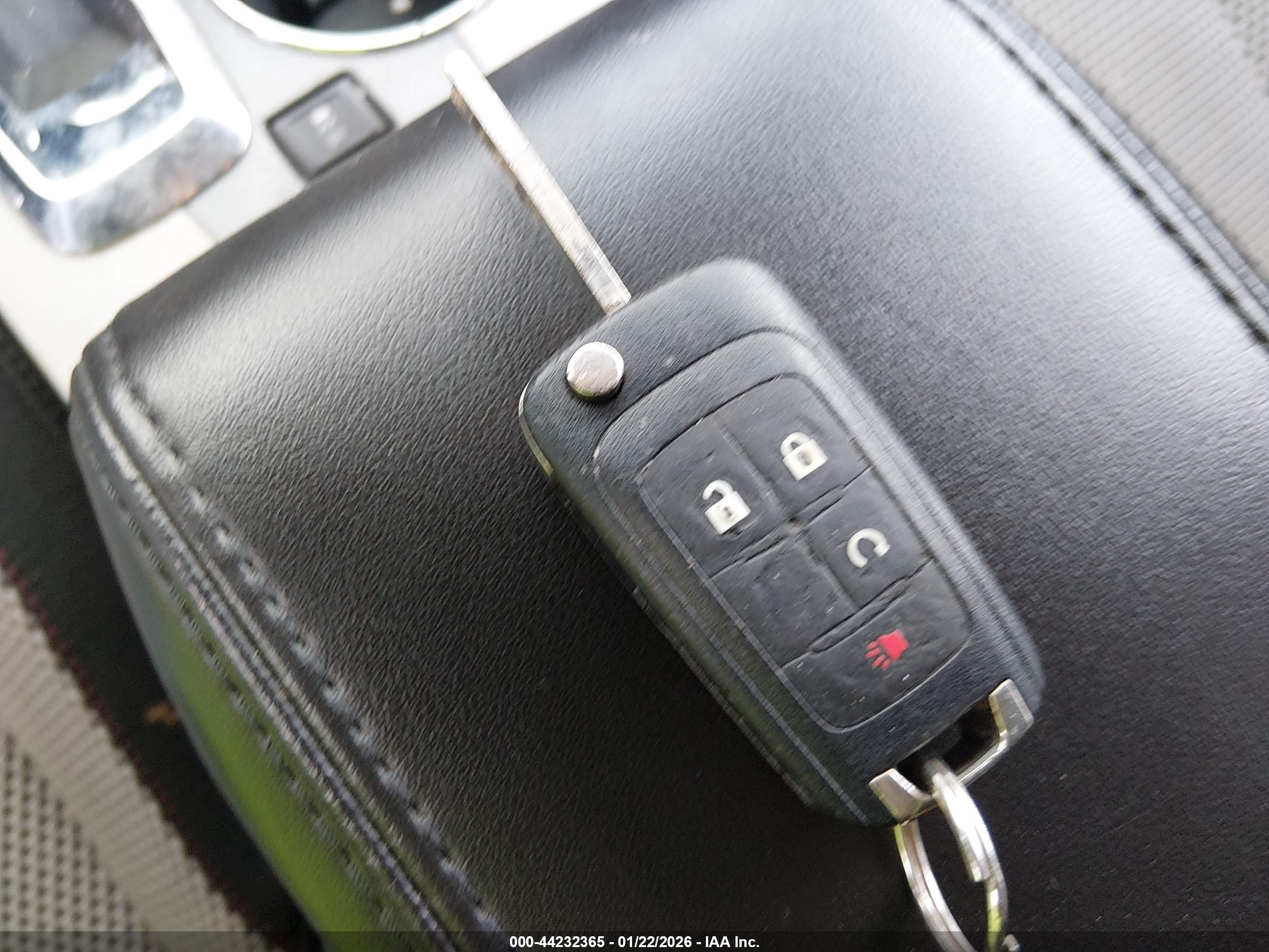 CHEVROLET EQUINOX image 11