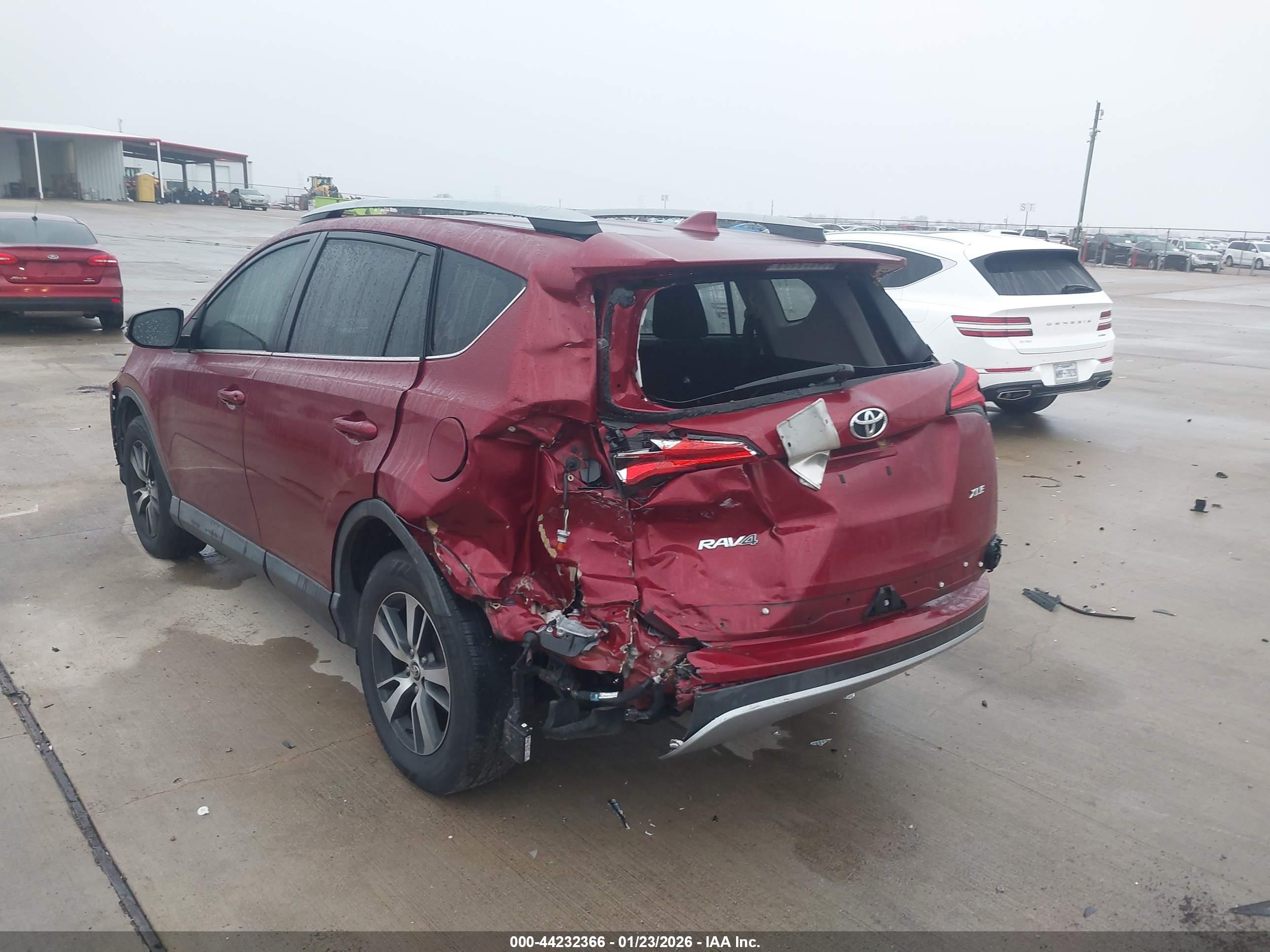 TOYOTA RAV4 image 6