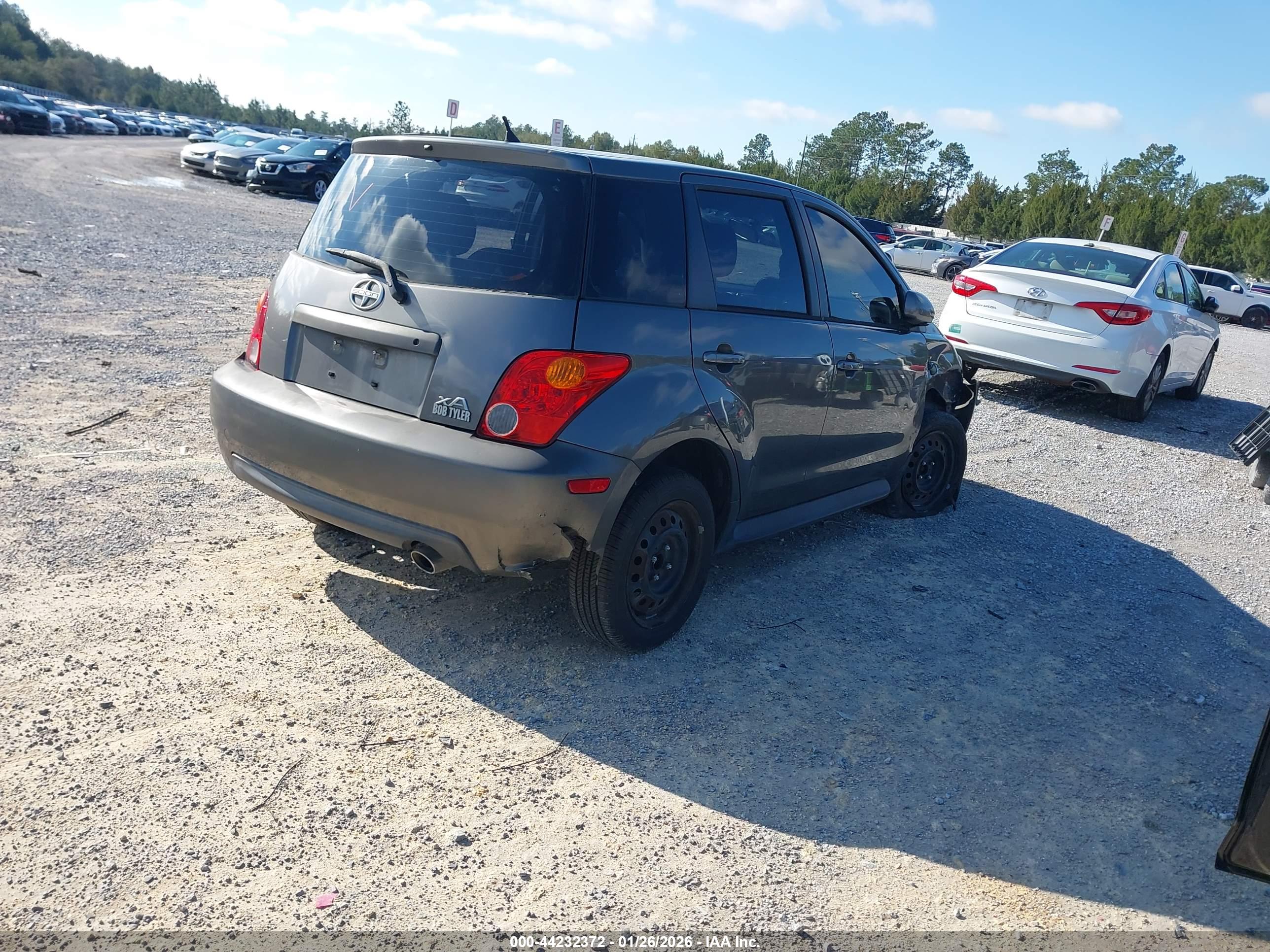 SCION XA image 4