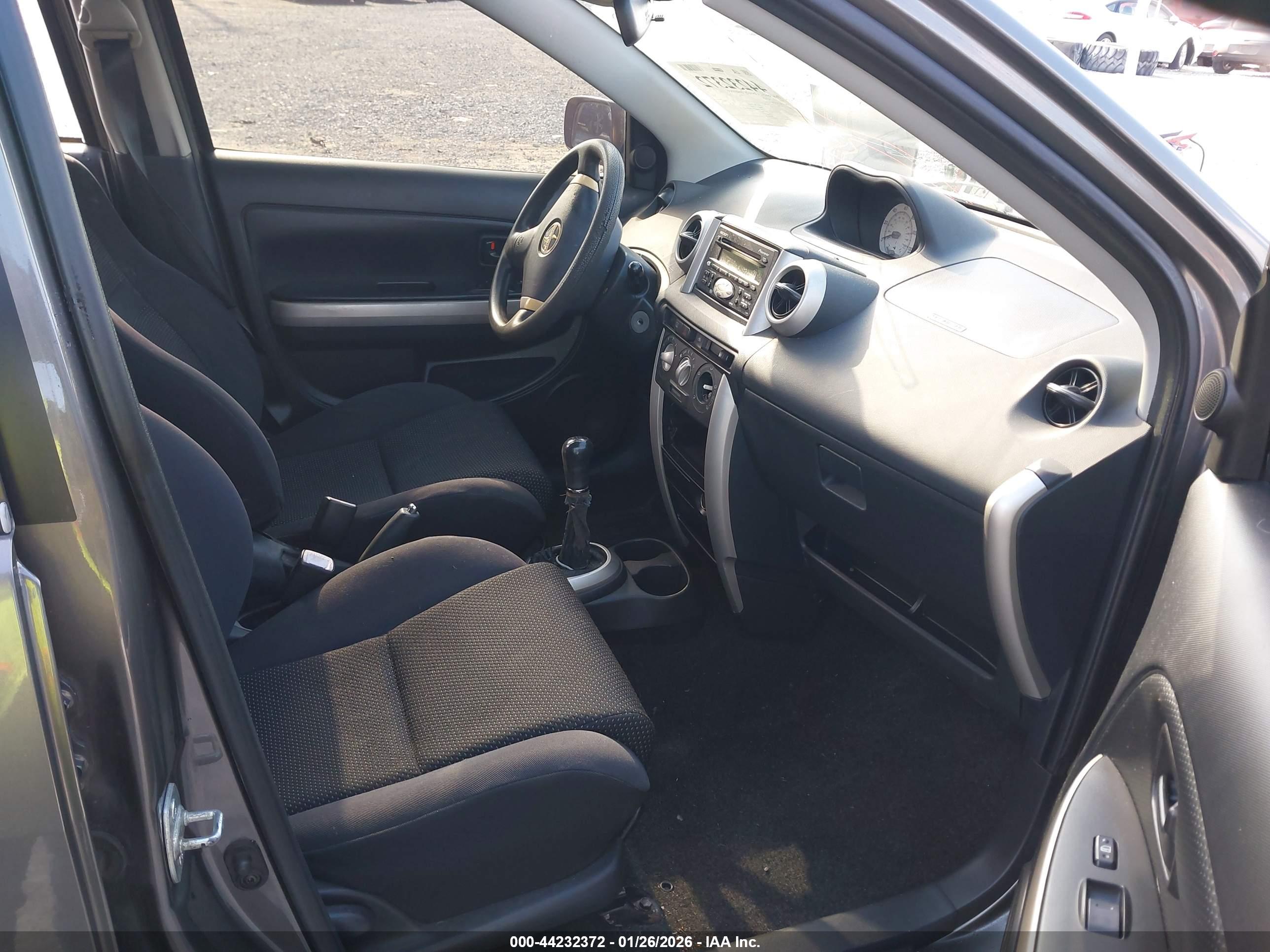 SCION XA image 5