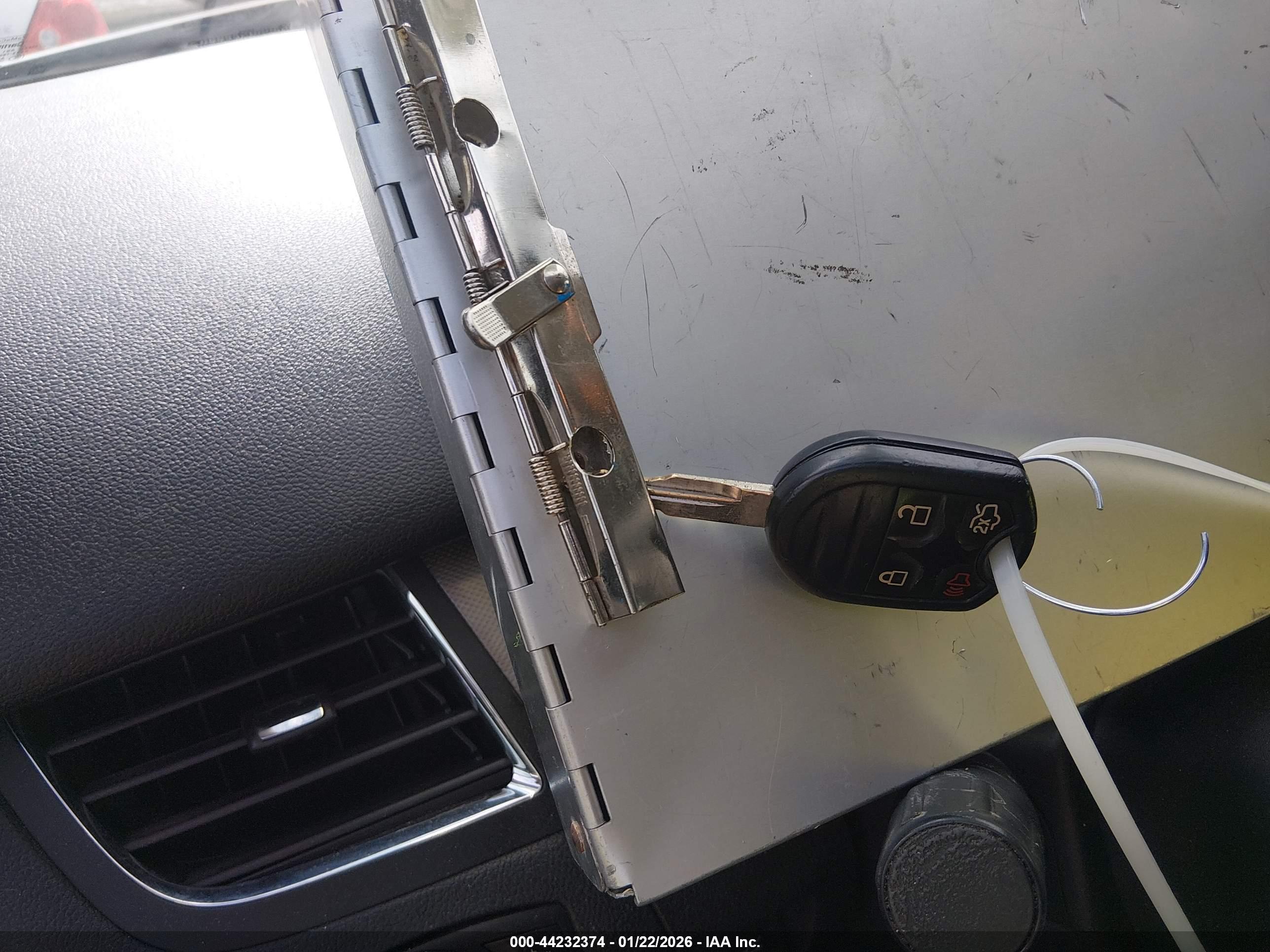 FORD EDGE image 11