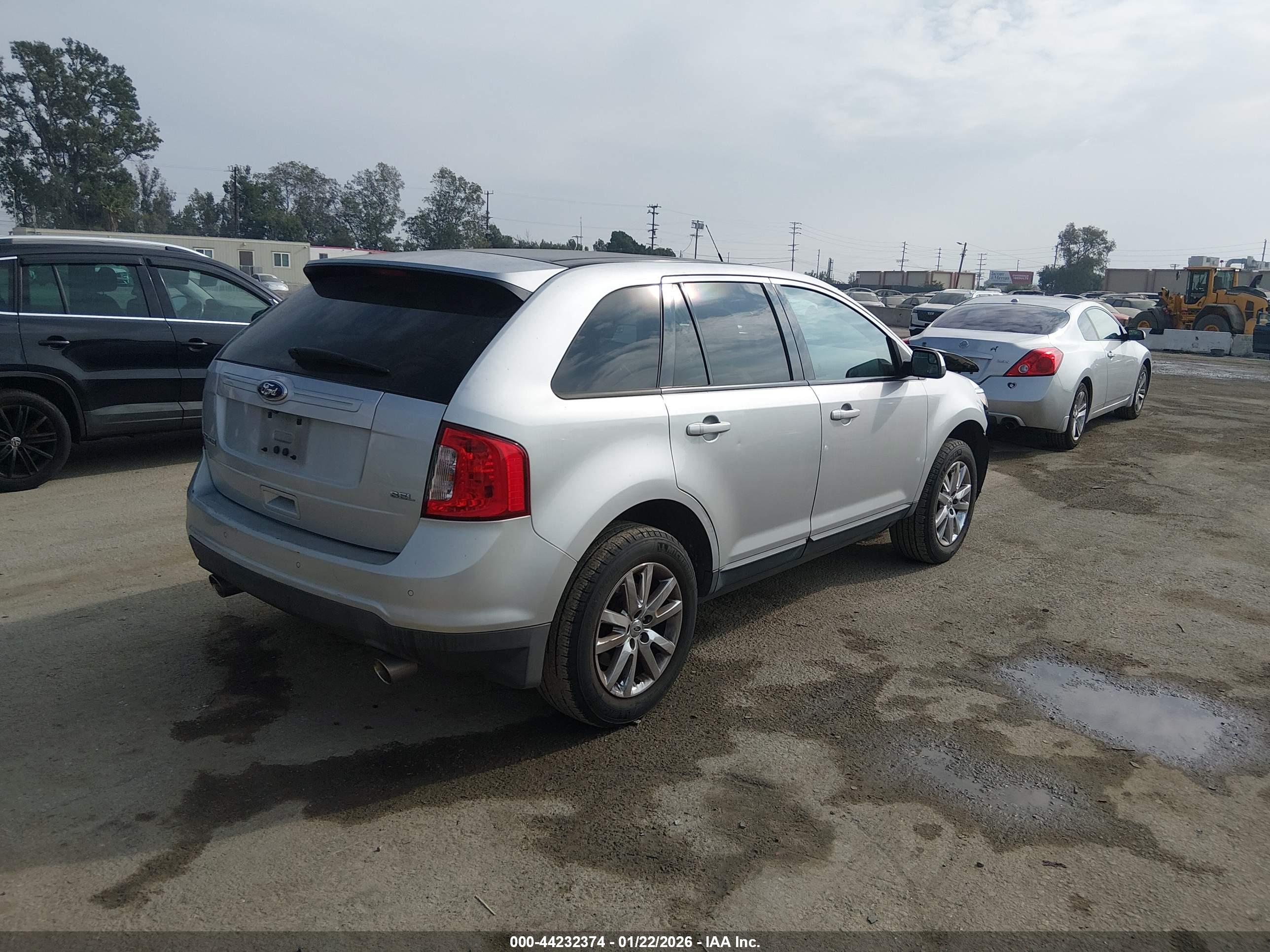 FORD EDGE image 4
