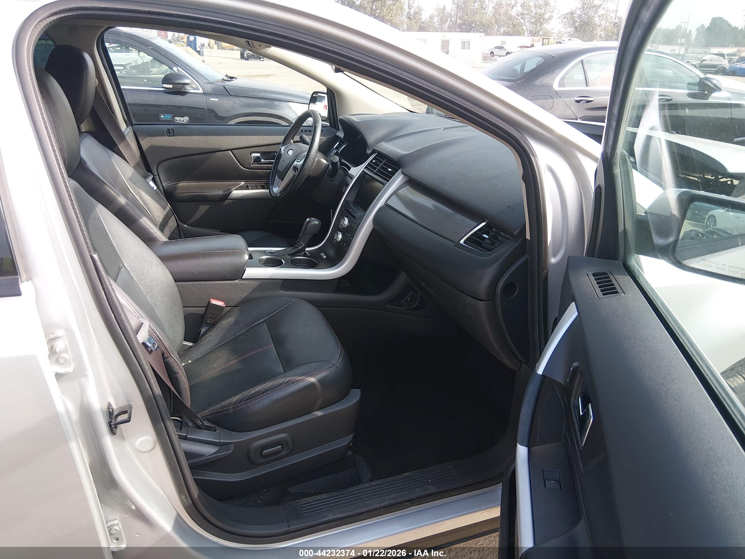 FORD EDGE image 5