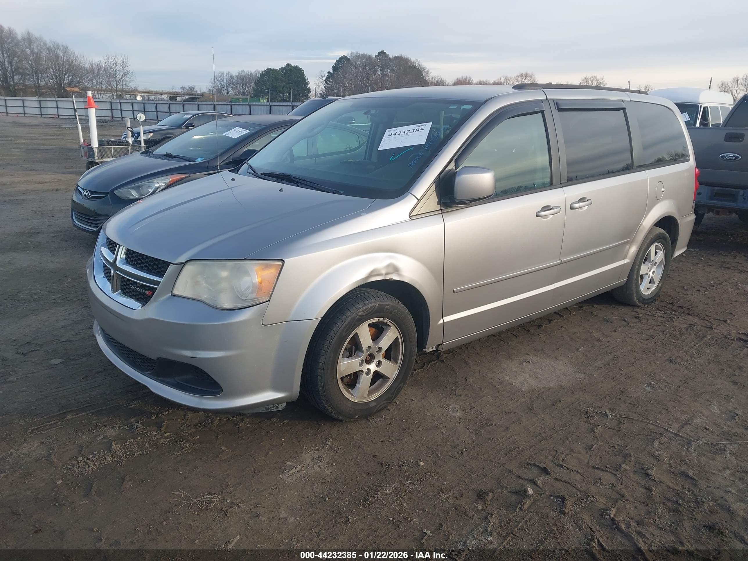 DODGE GRAND image 2