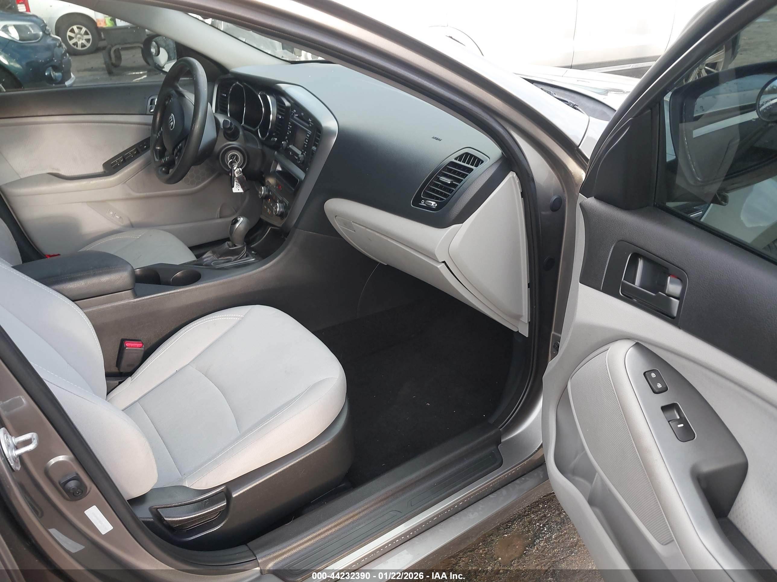 KIA OPTIMA image 5