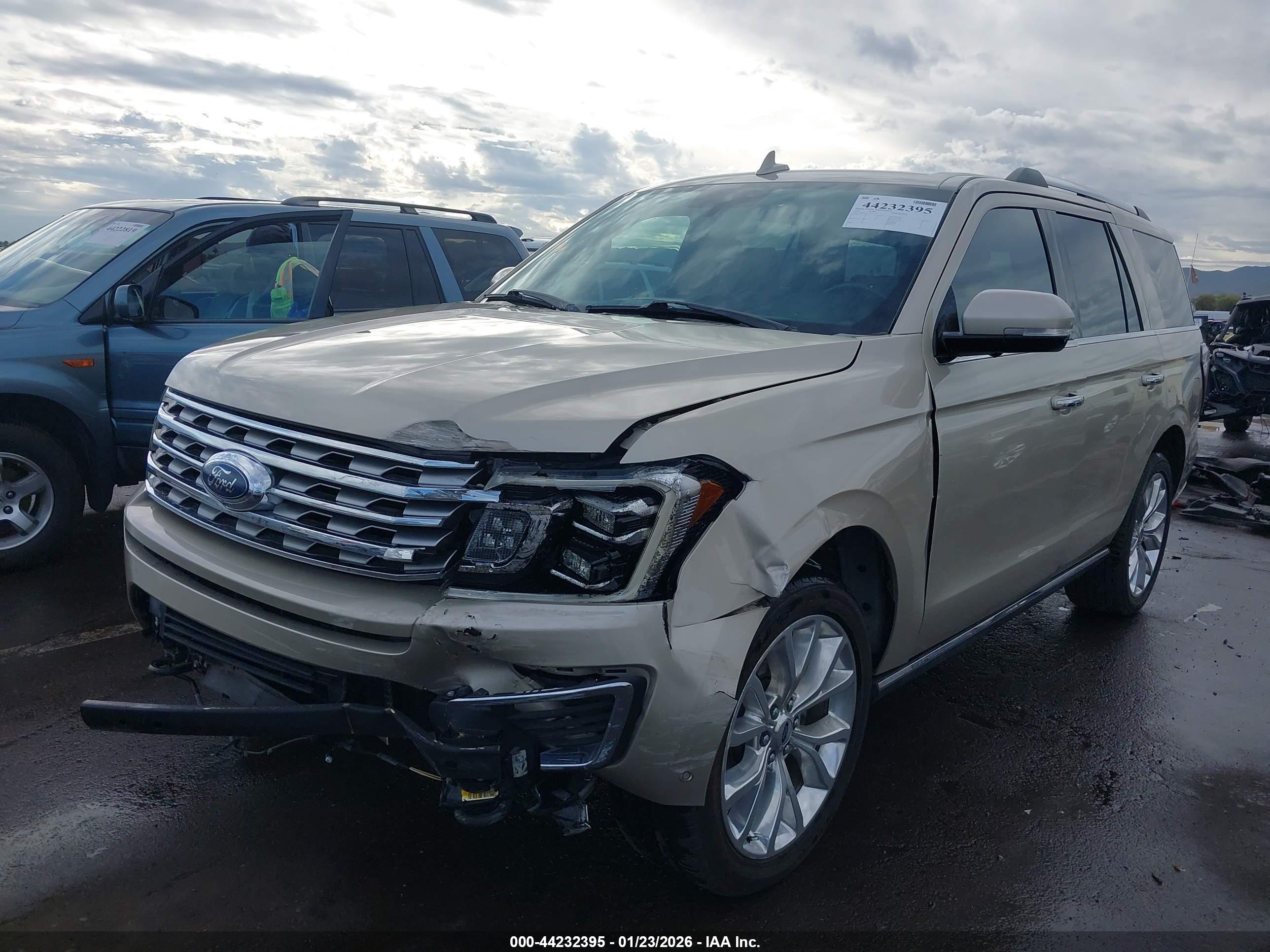 FORD EXPEDITION image 6