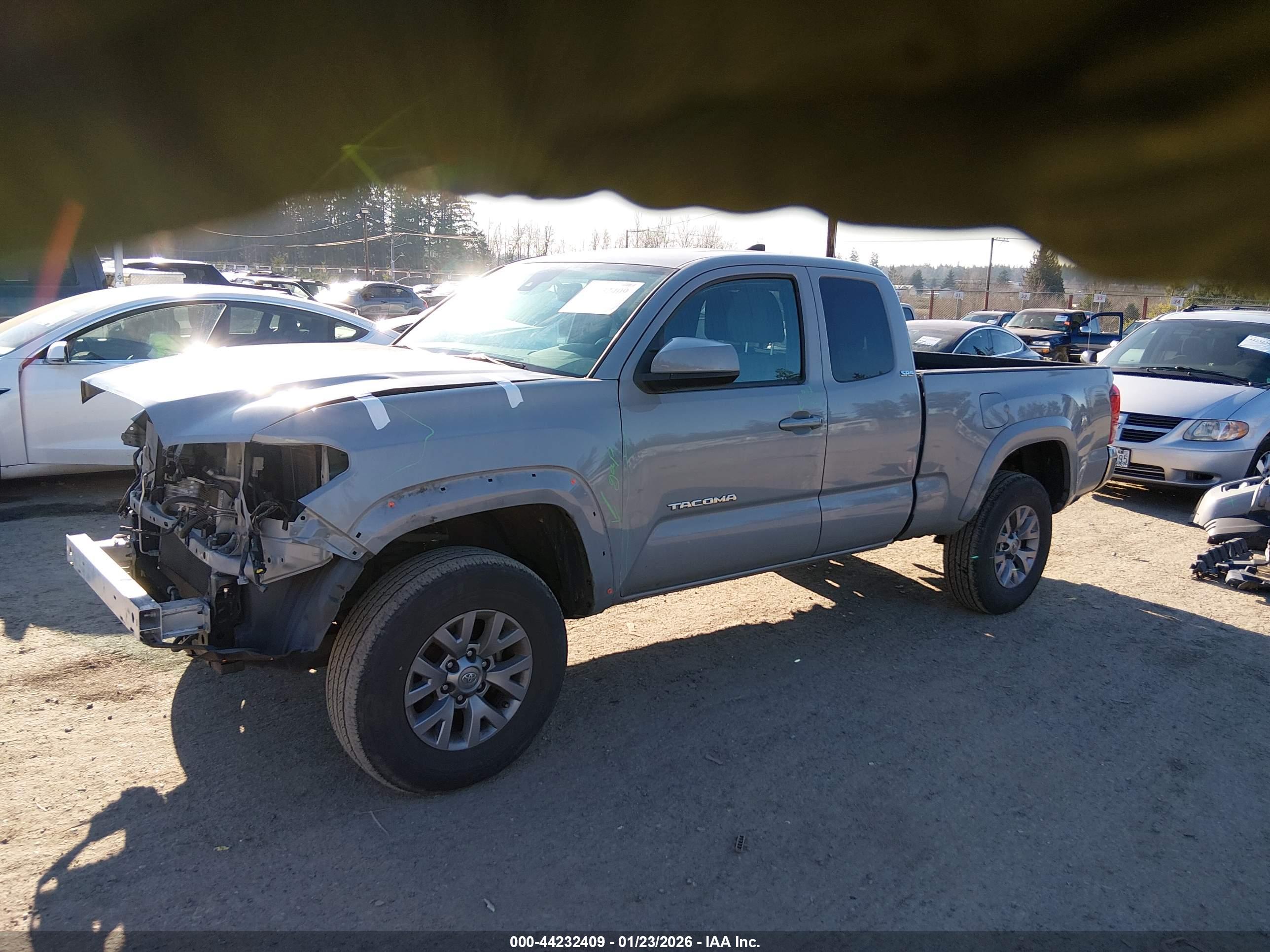 TOYOTA TACOMA image 2