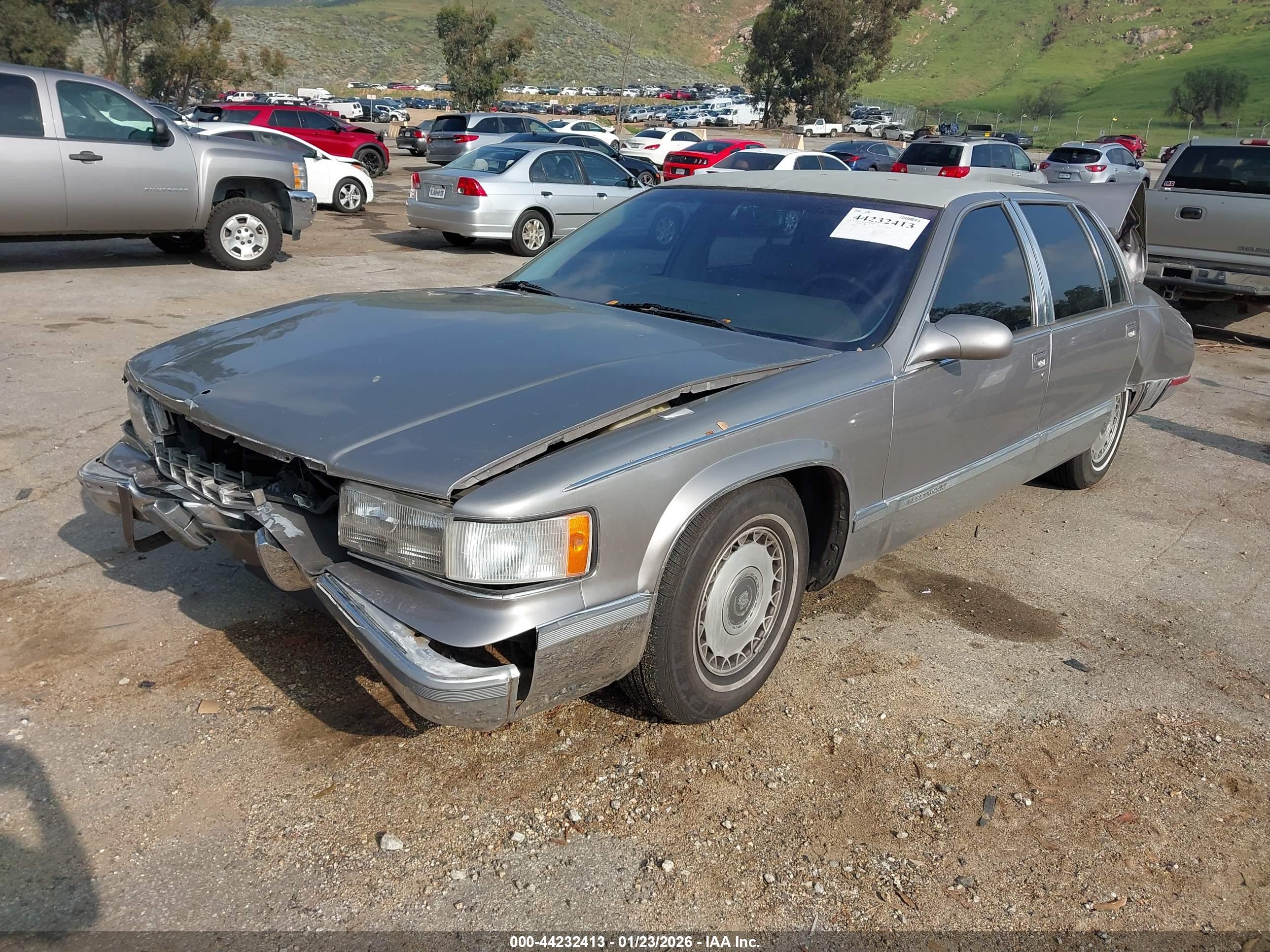 CADILLAC FLEETWOOD image 2
