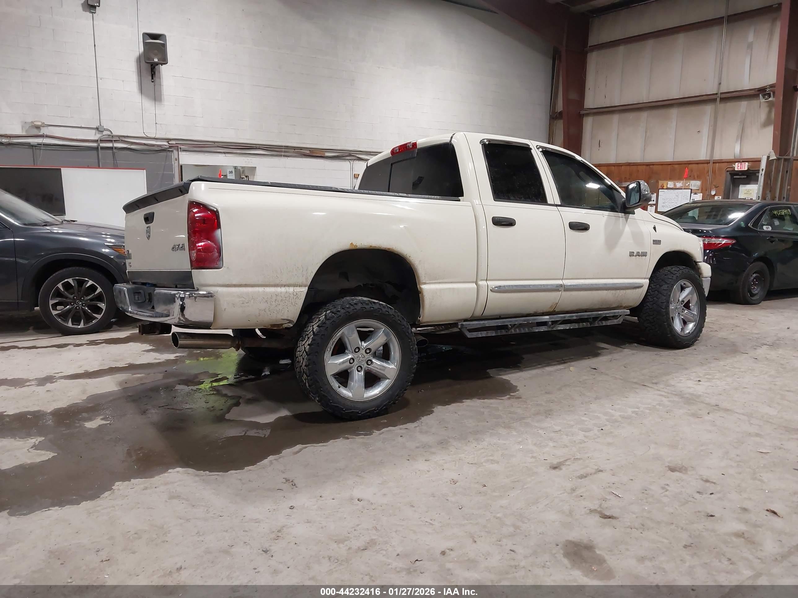 DODGE RAM image 4