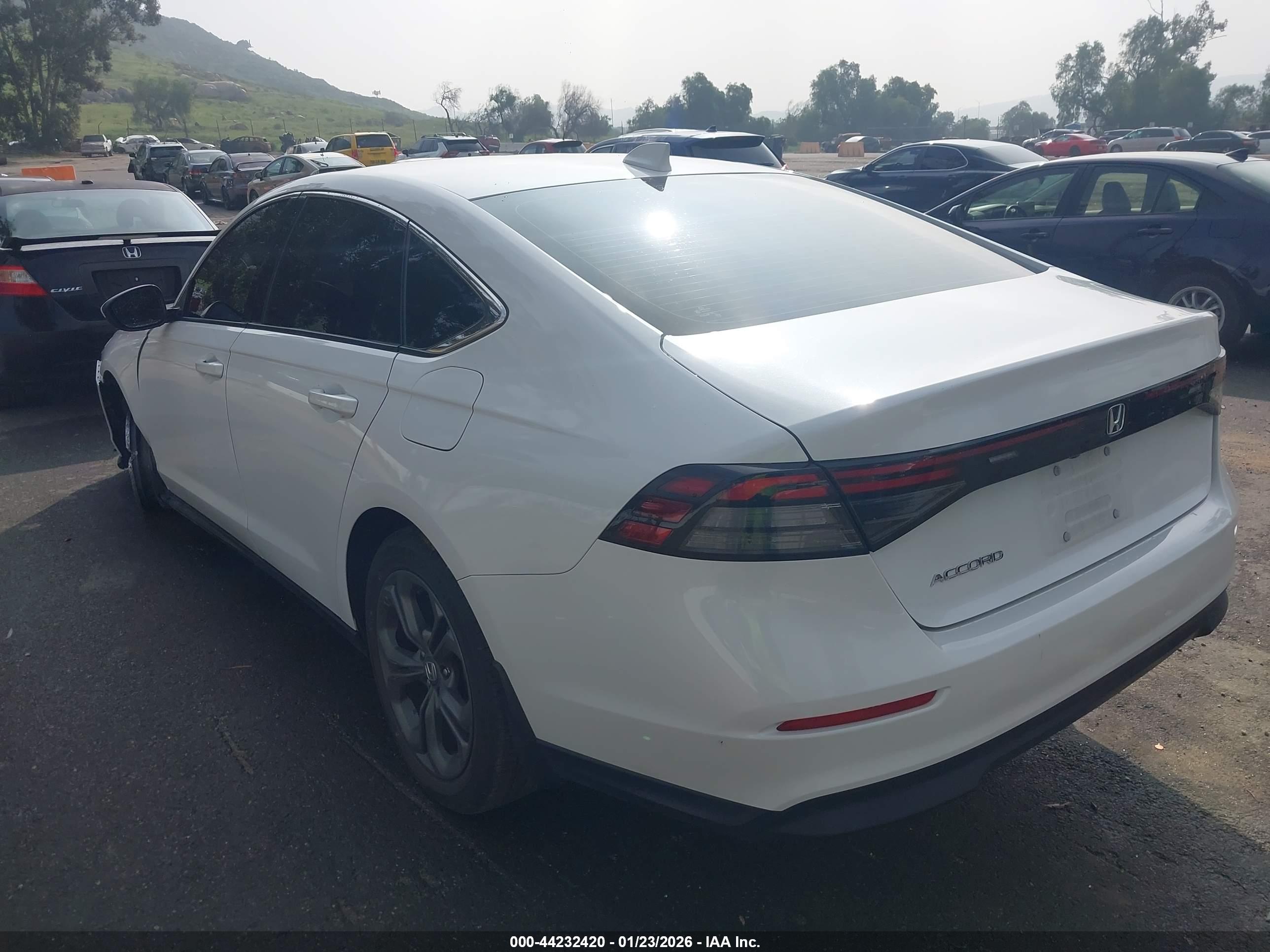 HONDA ACCORD image 3