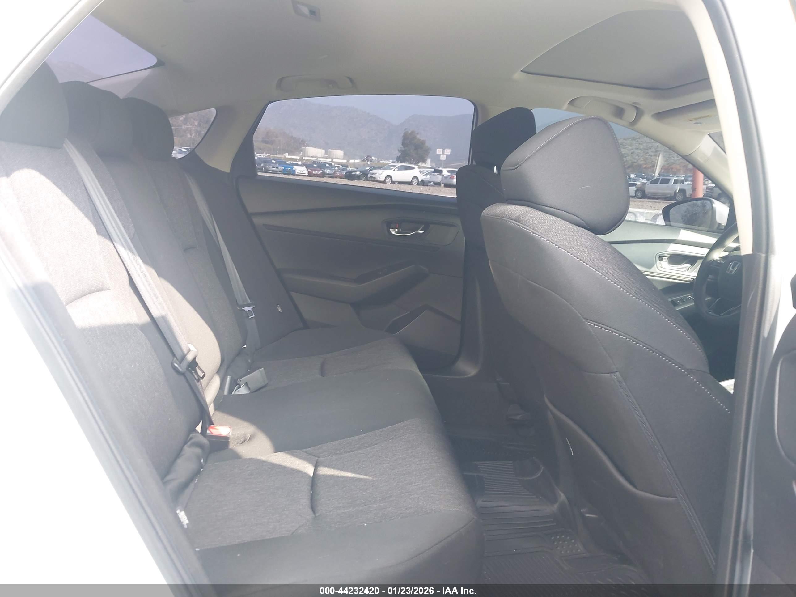 HONDA ACCORD image 8