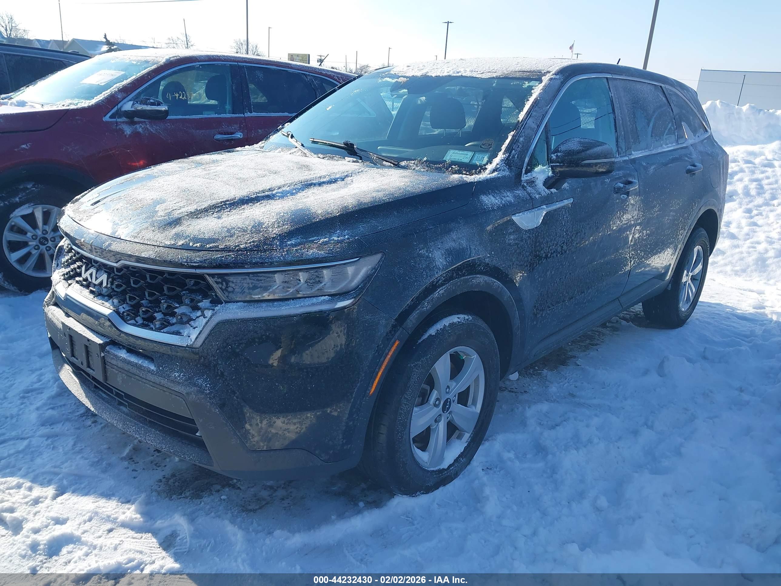 KIA SORENTO image 2