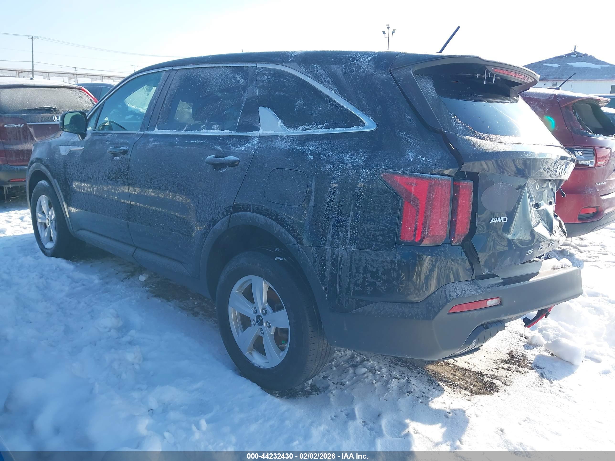 KIA SORENTO image 3