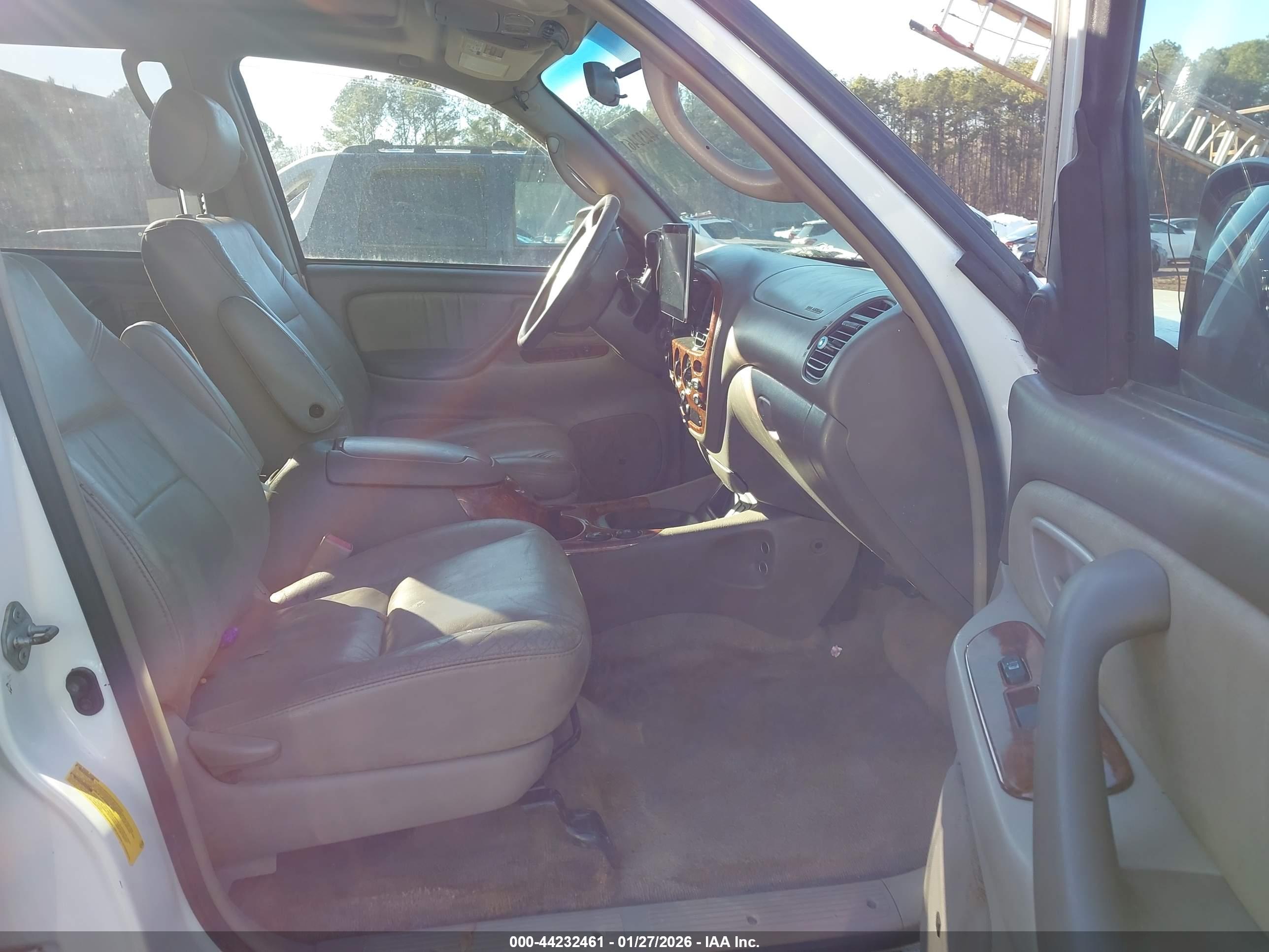 TOYOTA TUNDRA image 5