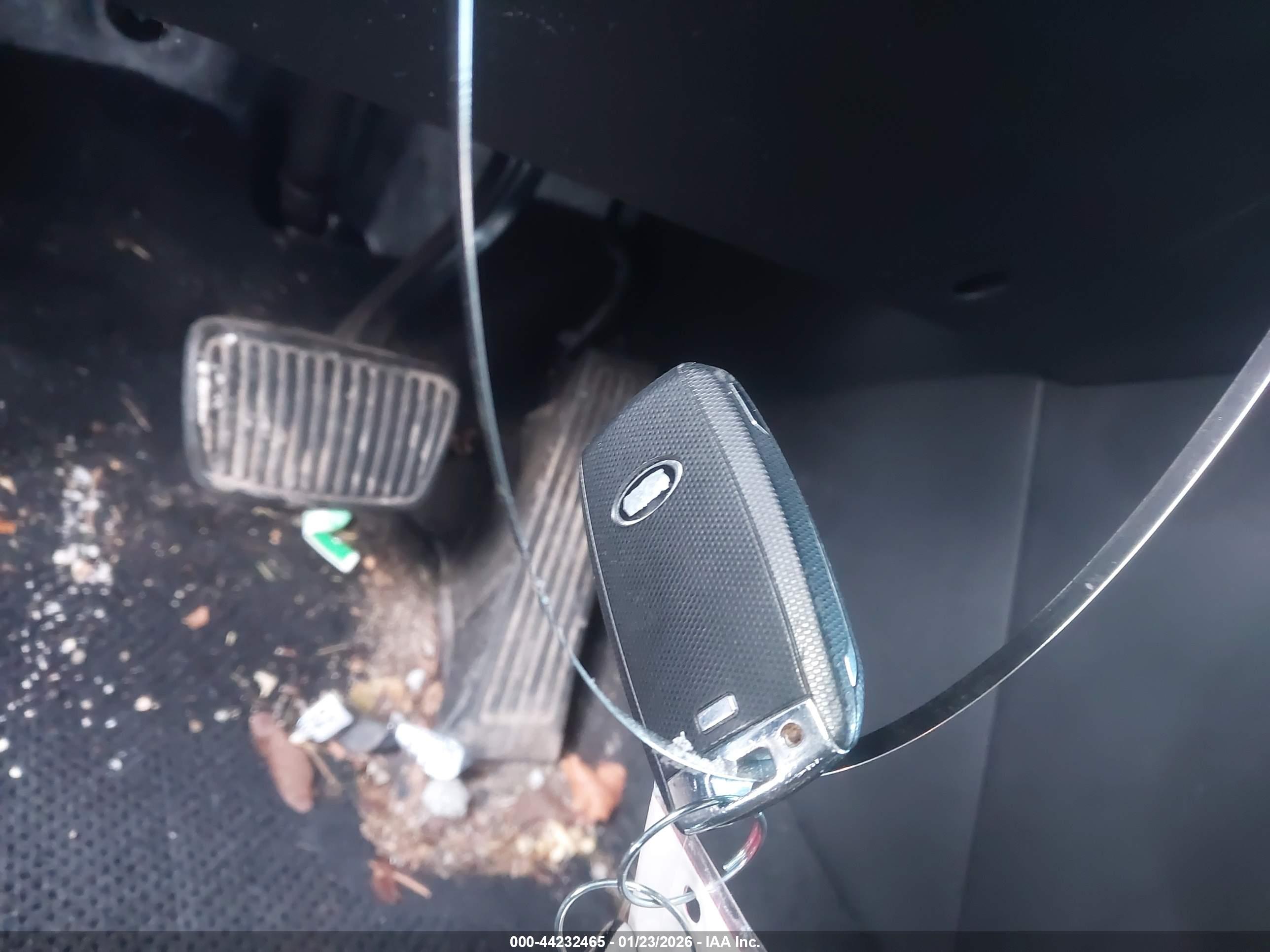 KIA SPORTAGE image 11