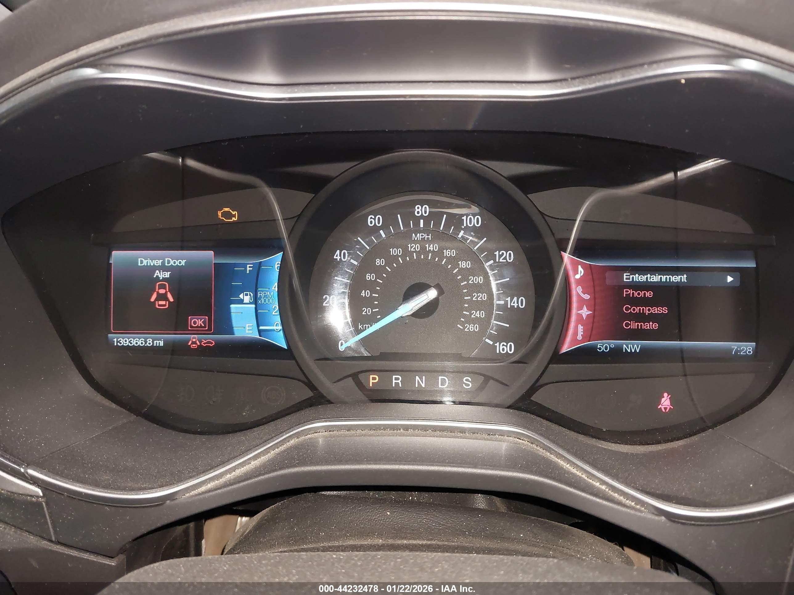 FORD FUSION image 7