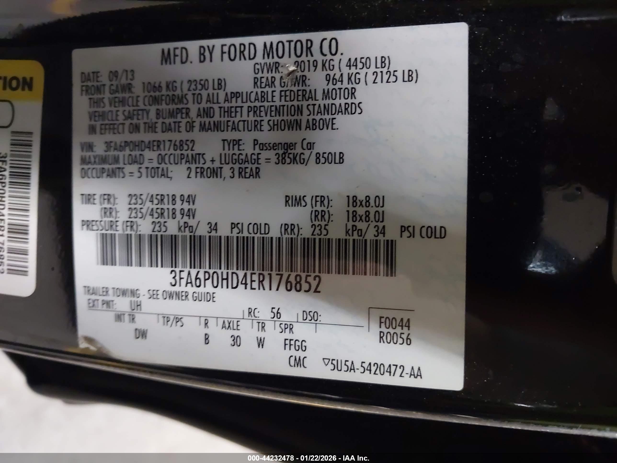 FORD FUSION image 9