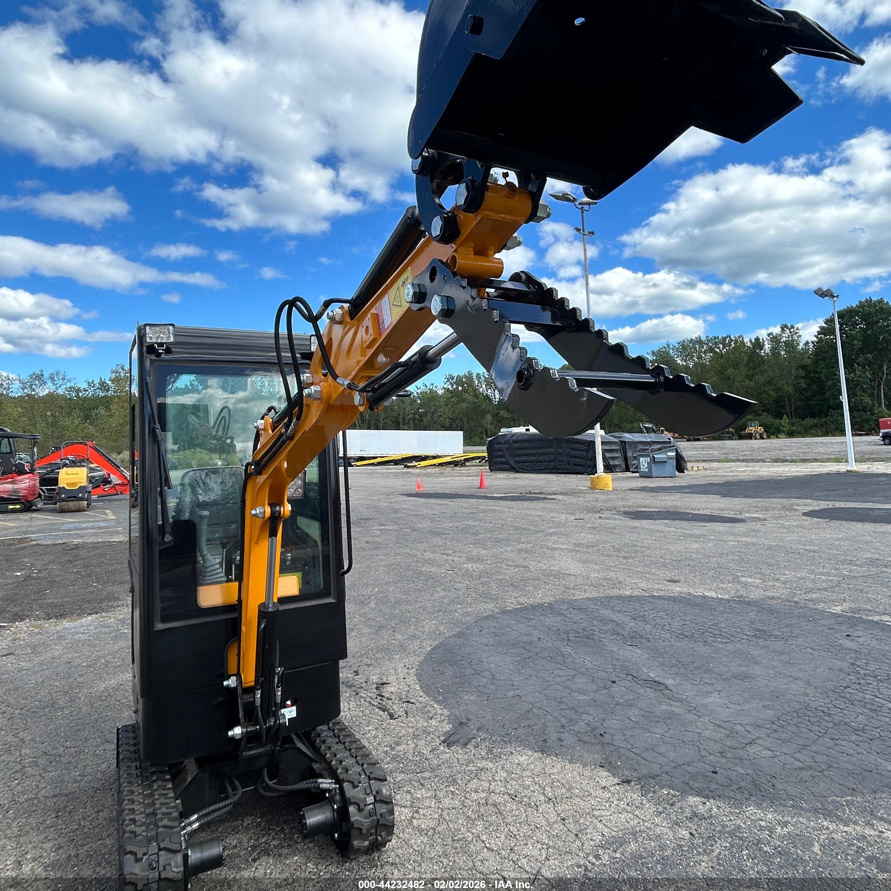 1 TON image 6