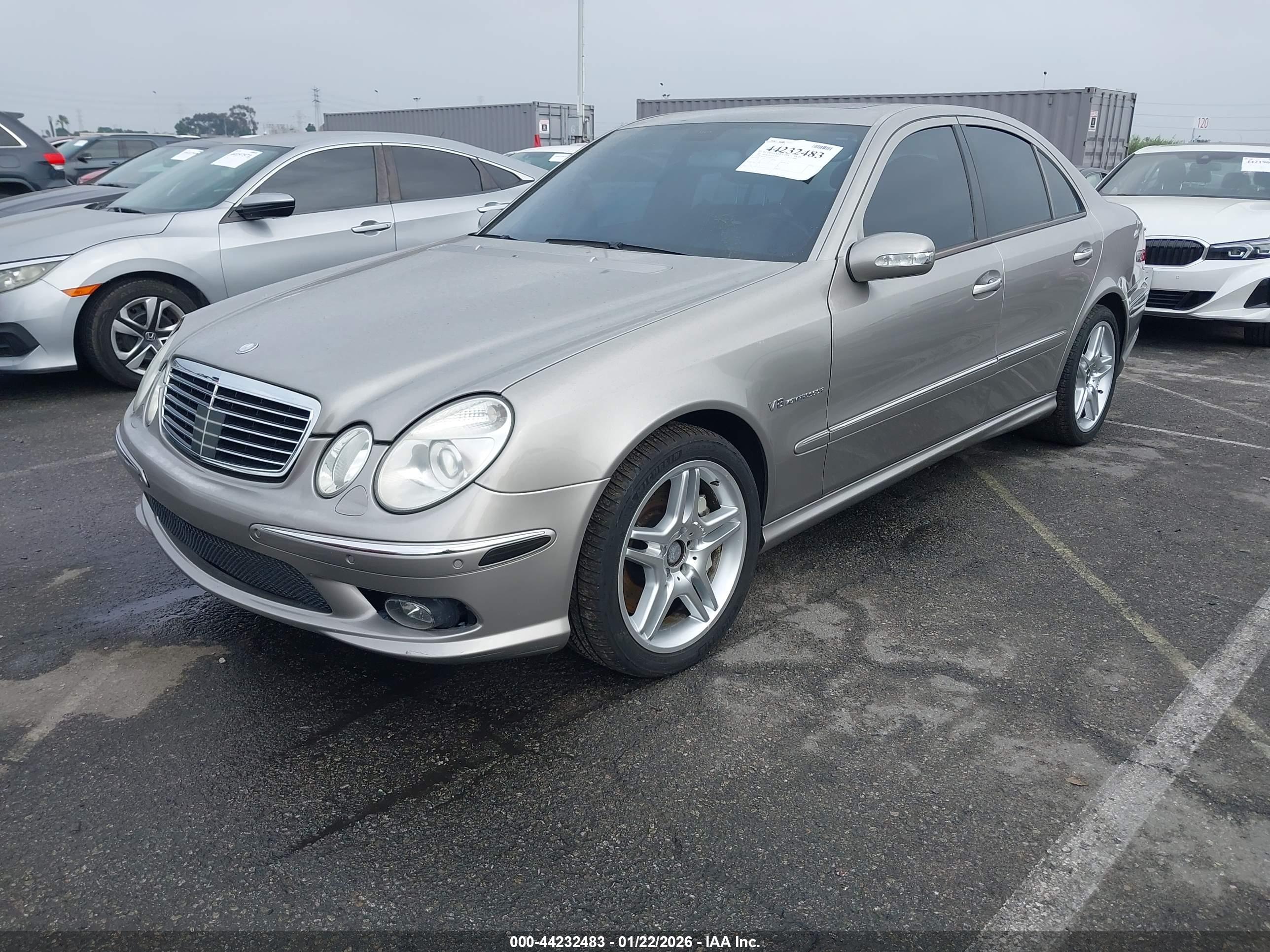 MERCEDES BENZ image 2