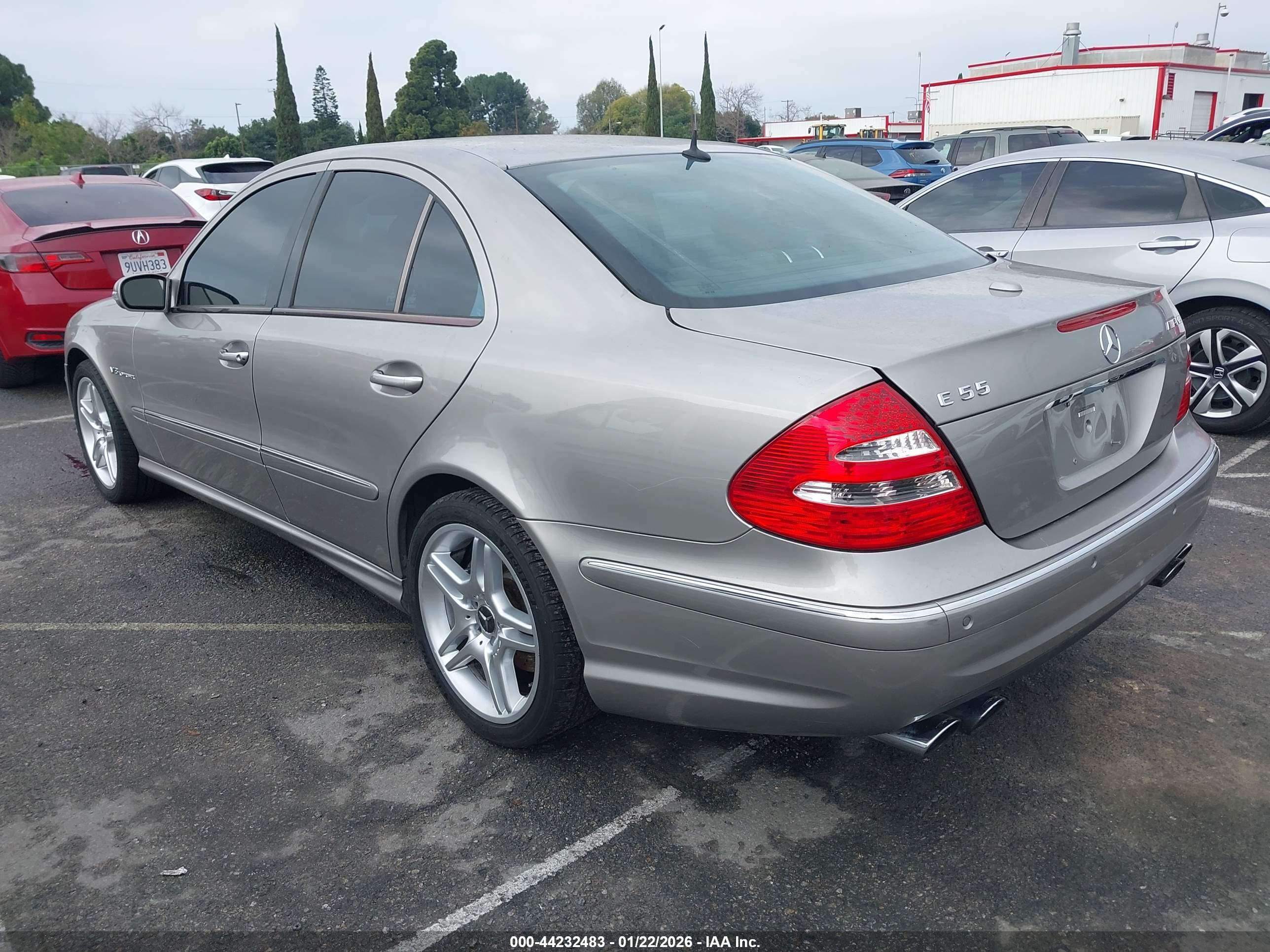MERCEDES BENZ image 3