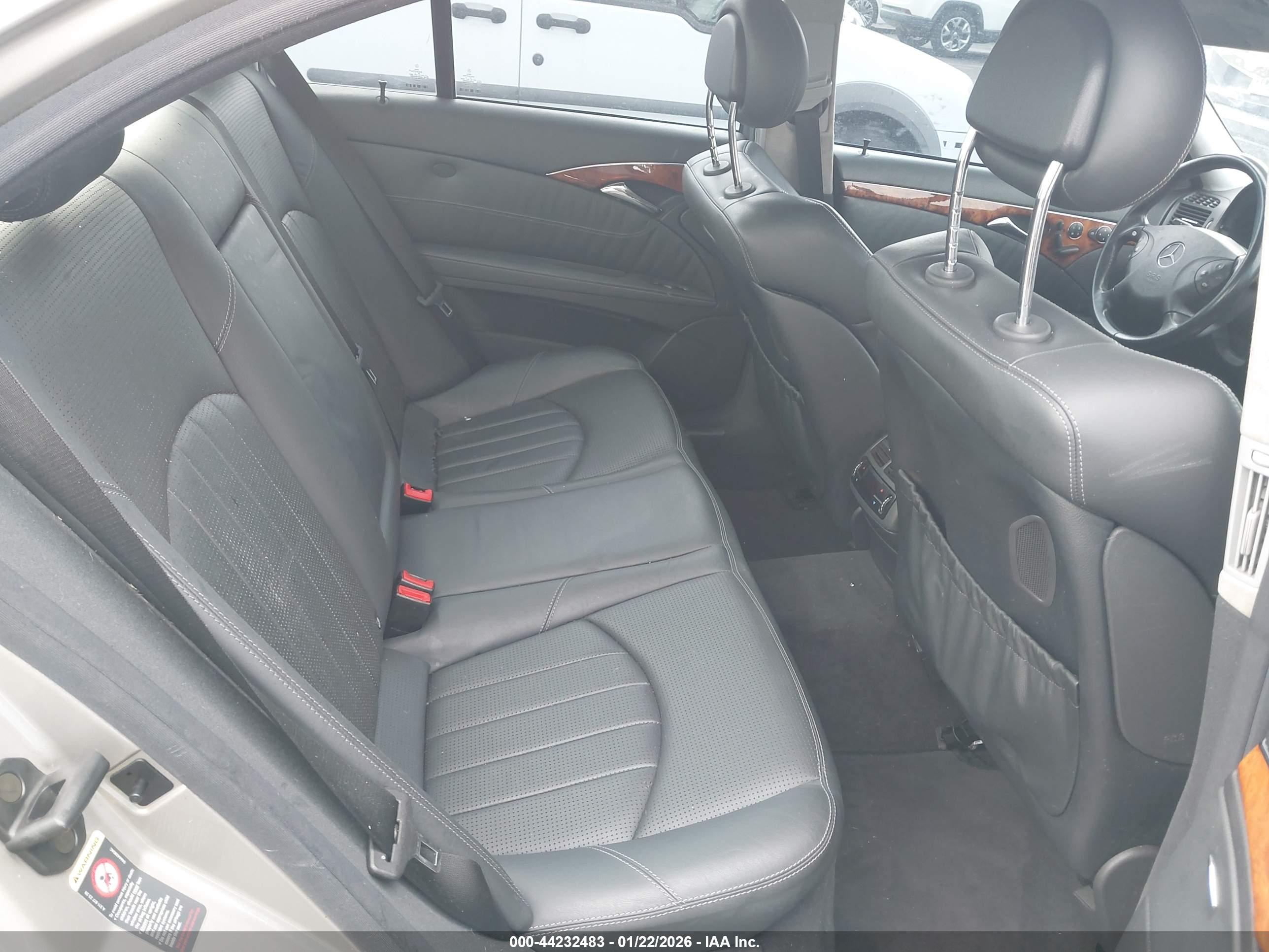 MERCEDES BENZ image 8