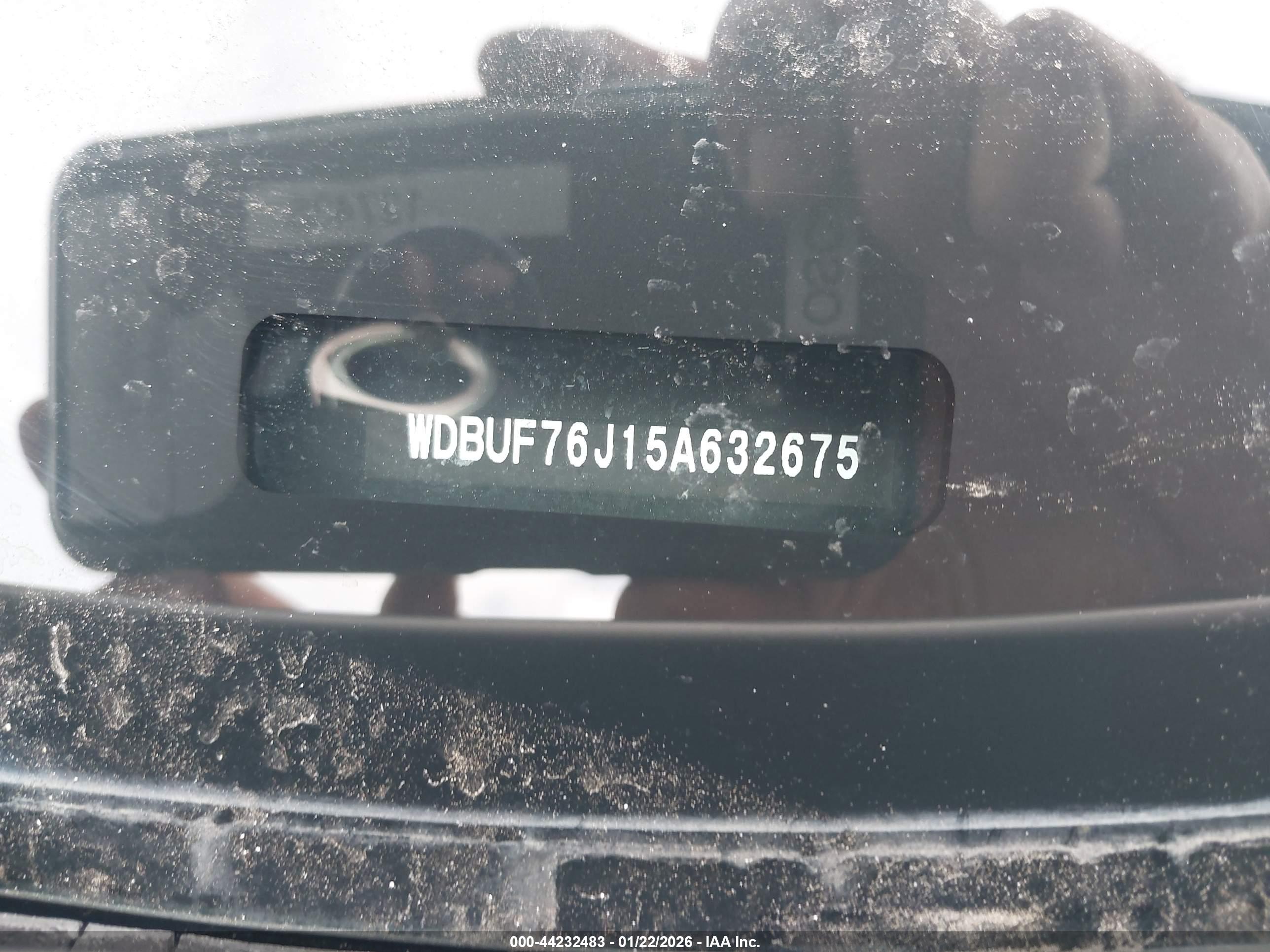 MERCEDES BENZ image 9