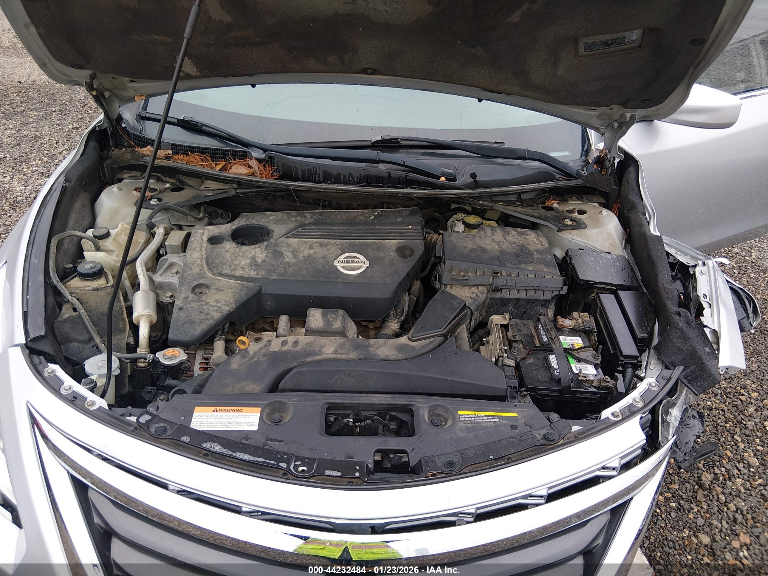 NISSAN ALTIMA image 10