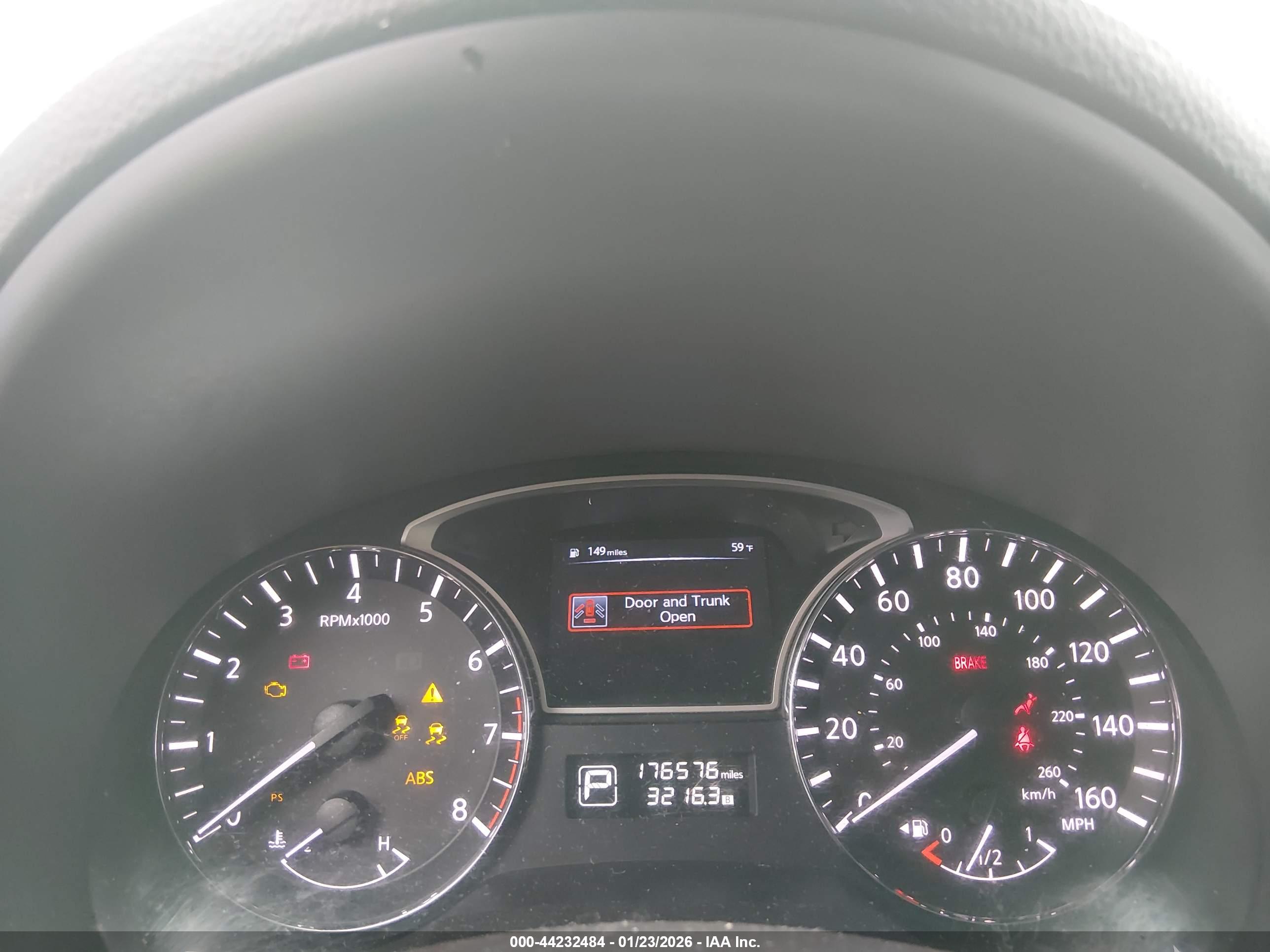 NISSAN ALTIMA image 7