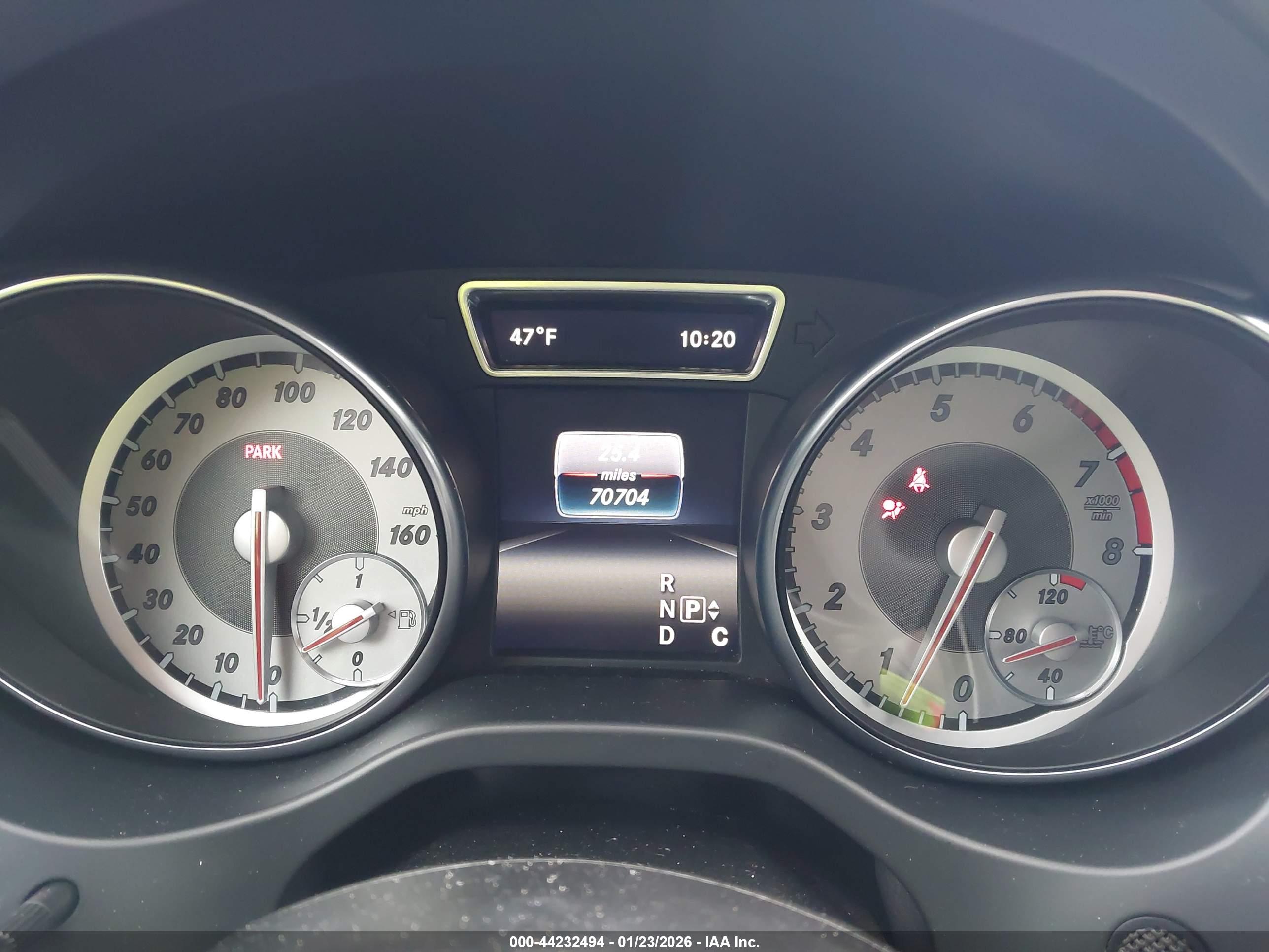 MERCEDES-BENZ GLA image 7