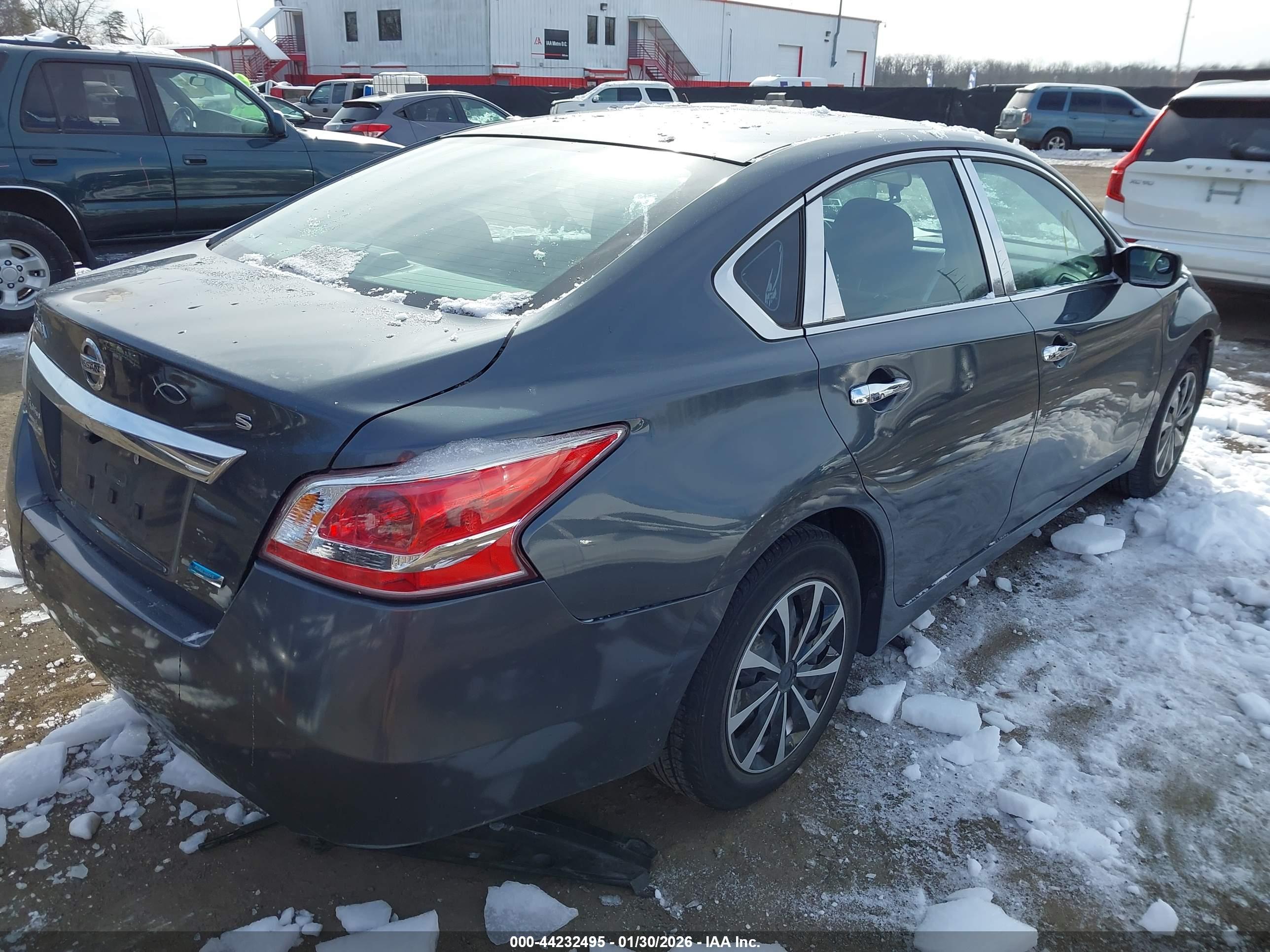 NISSAN ALTIMA image 4