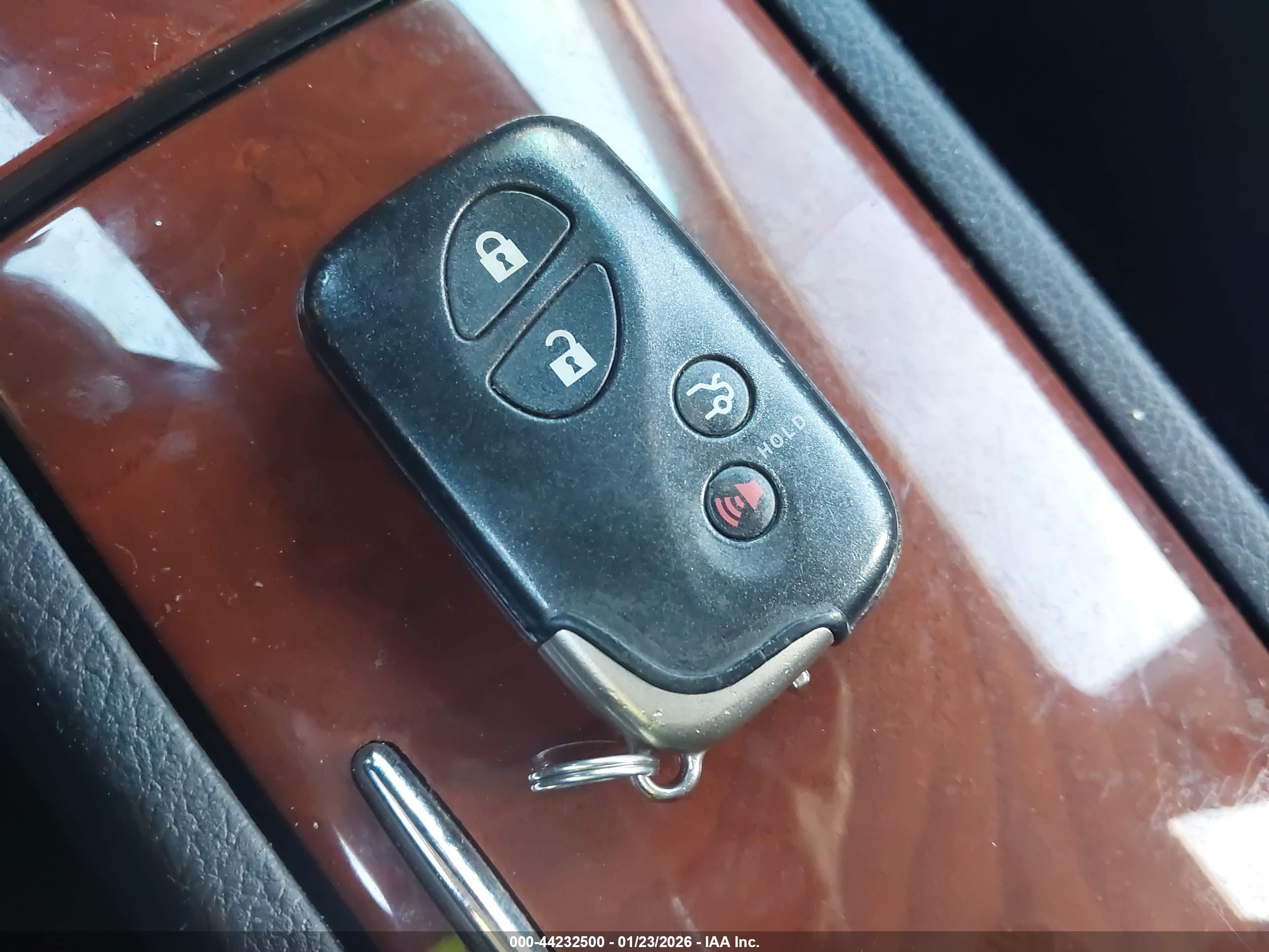 LEXUS HS image 11